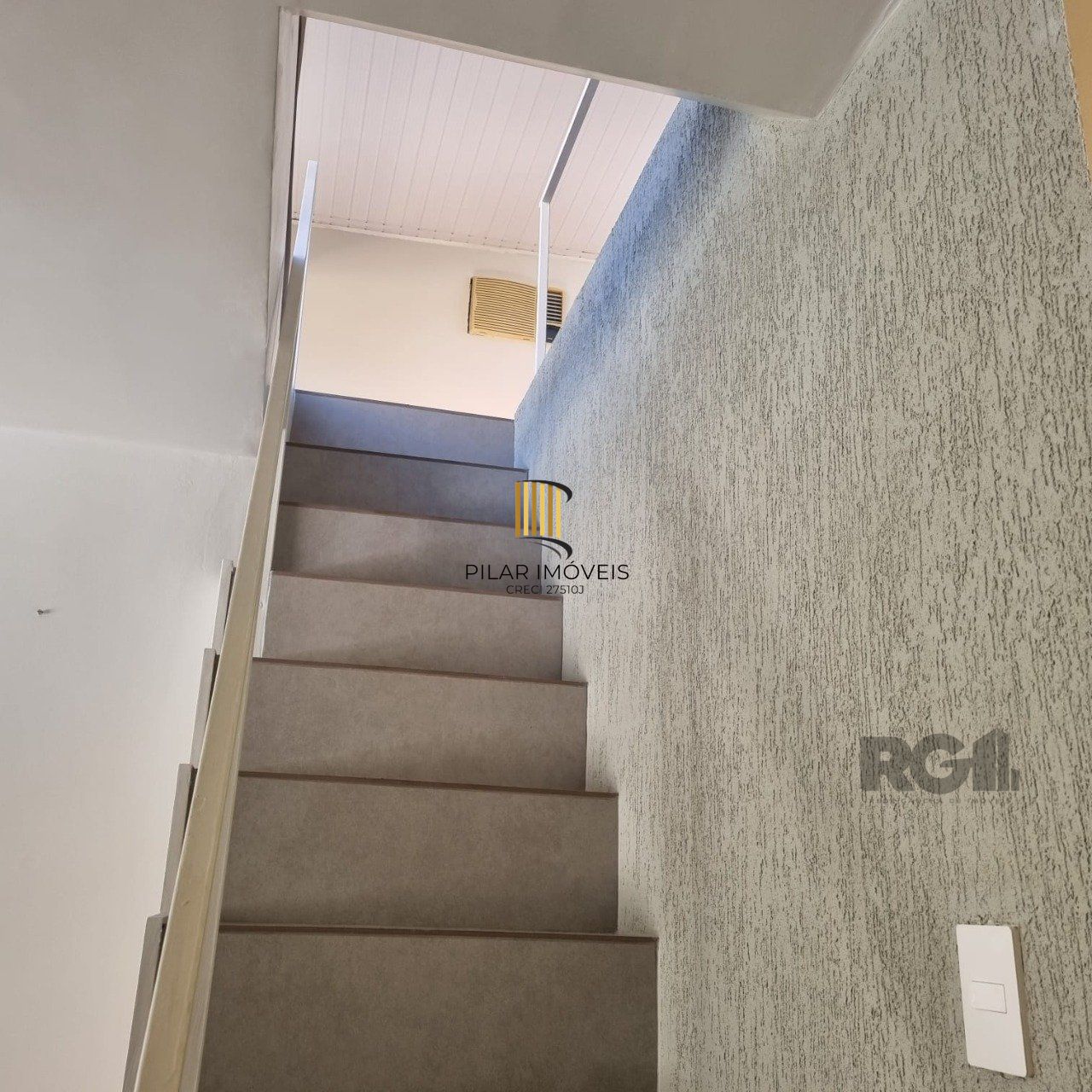 Apartamento de um quarto no bairro Santana em Porto Alegre.