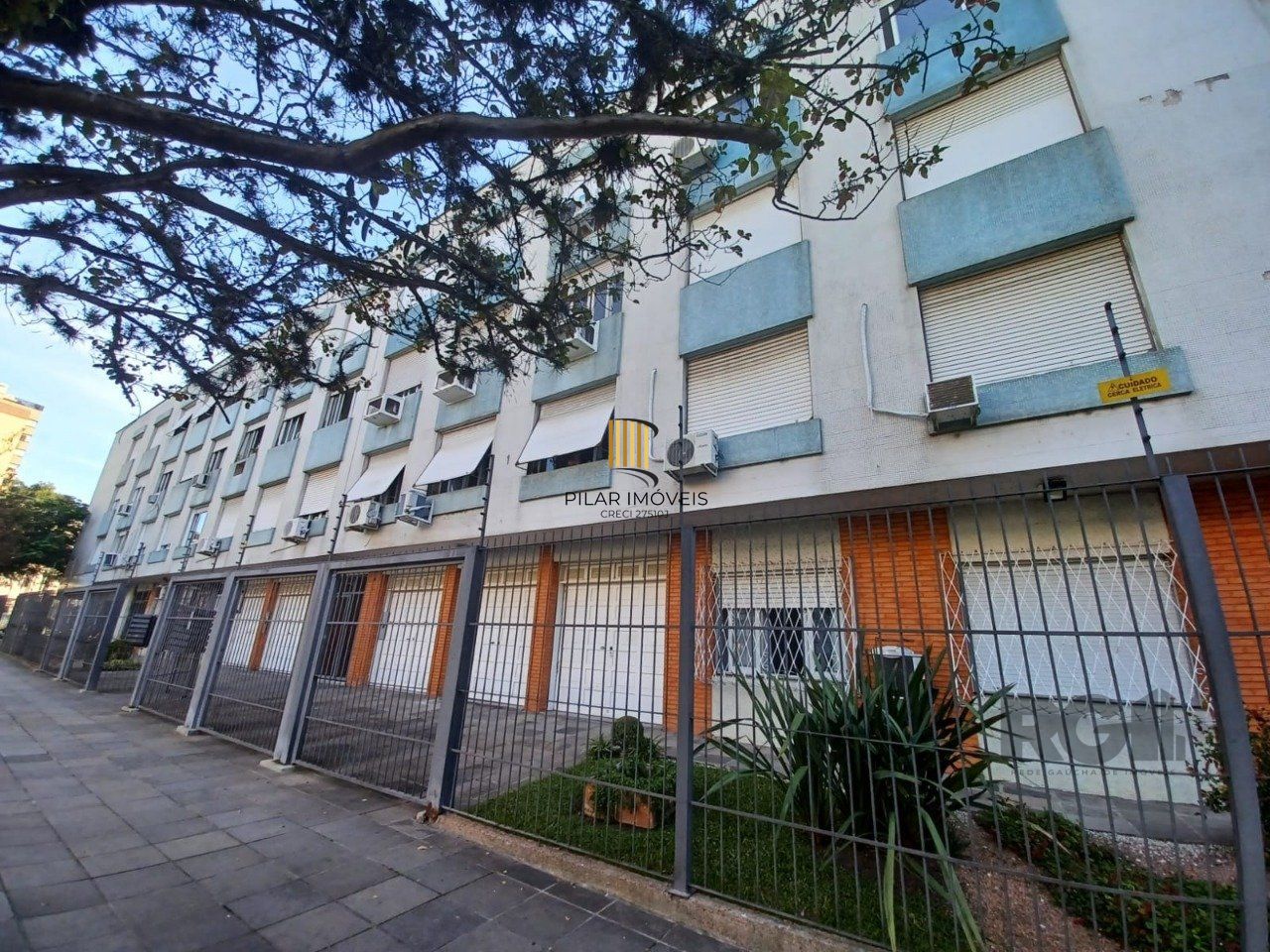 Apartamento 2 dormitórios no bairro Menino Deus - Pilar Imóveis