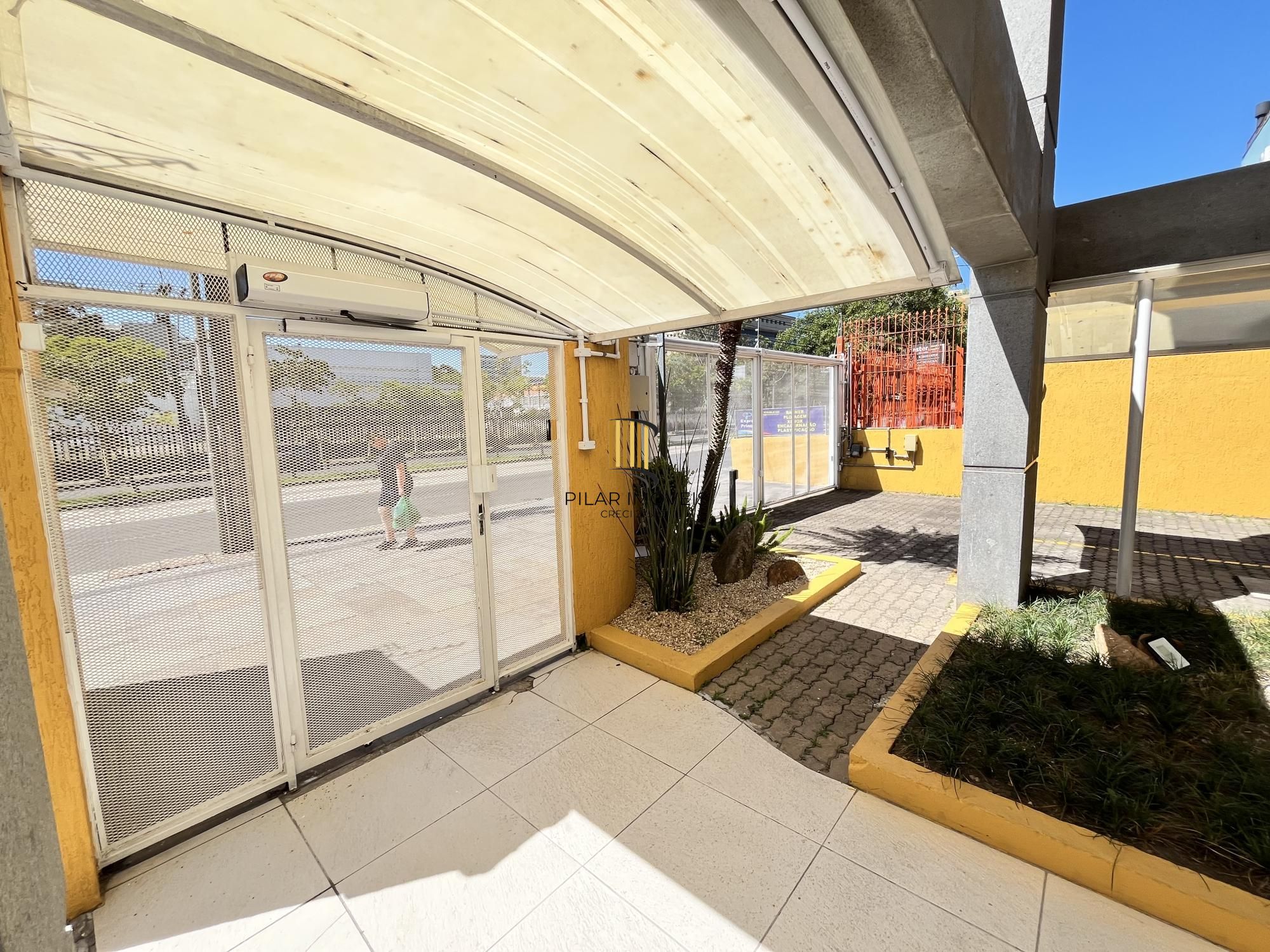 Apartamento de 1 quarto e 1 vaga de garagem em frente a PUC na Bento Gonçalves