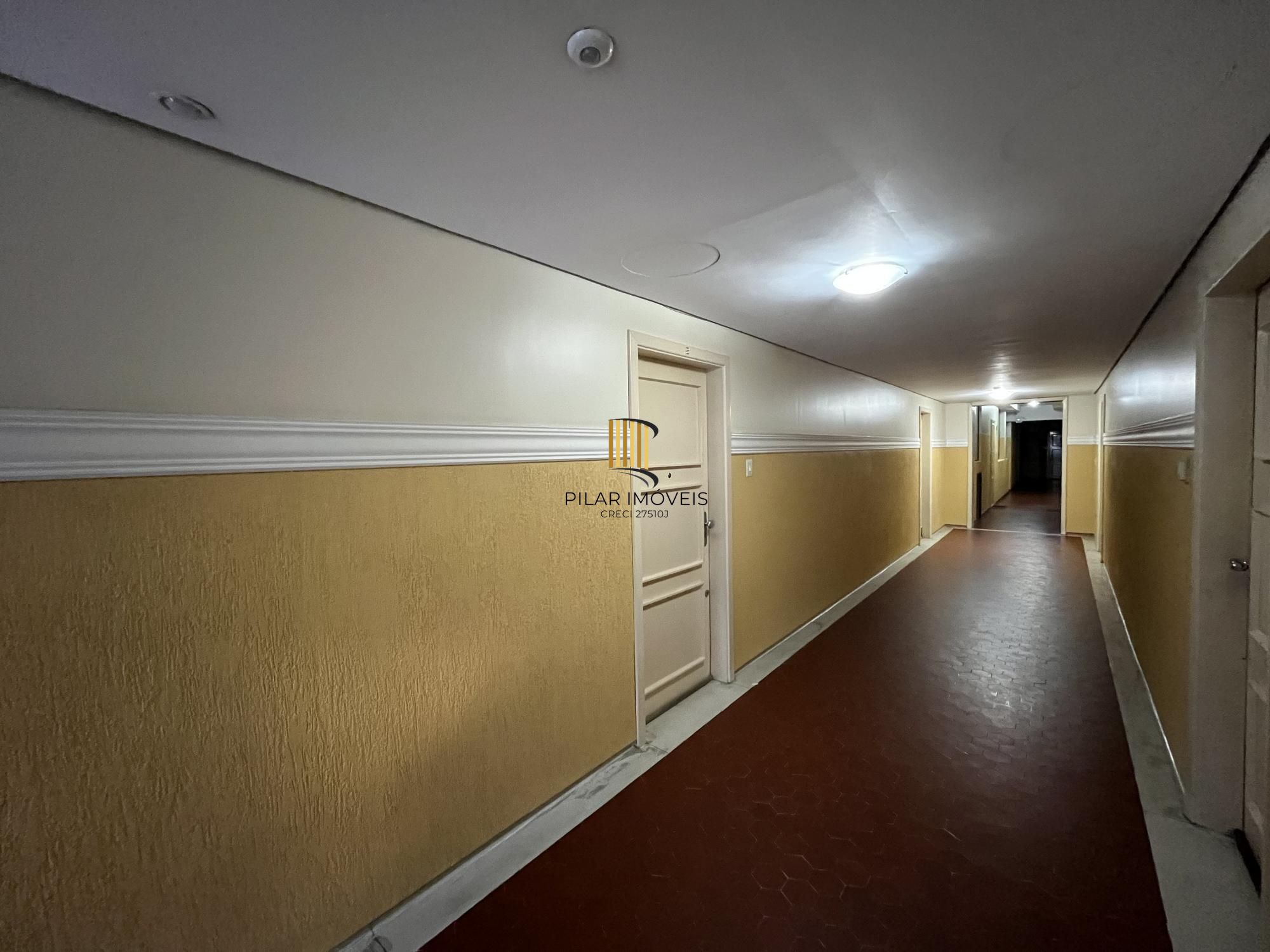 Bernaud - Apartamento de 4 quartos no bairro Menino Deus em Porto Alegre