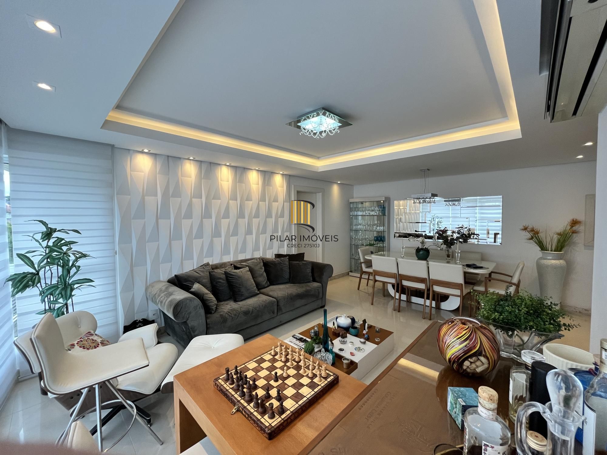 Excelente apartamento de 3 dormitórios, suíte, 2 vagas, no Bairro Boa Vista.
