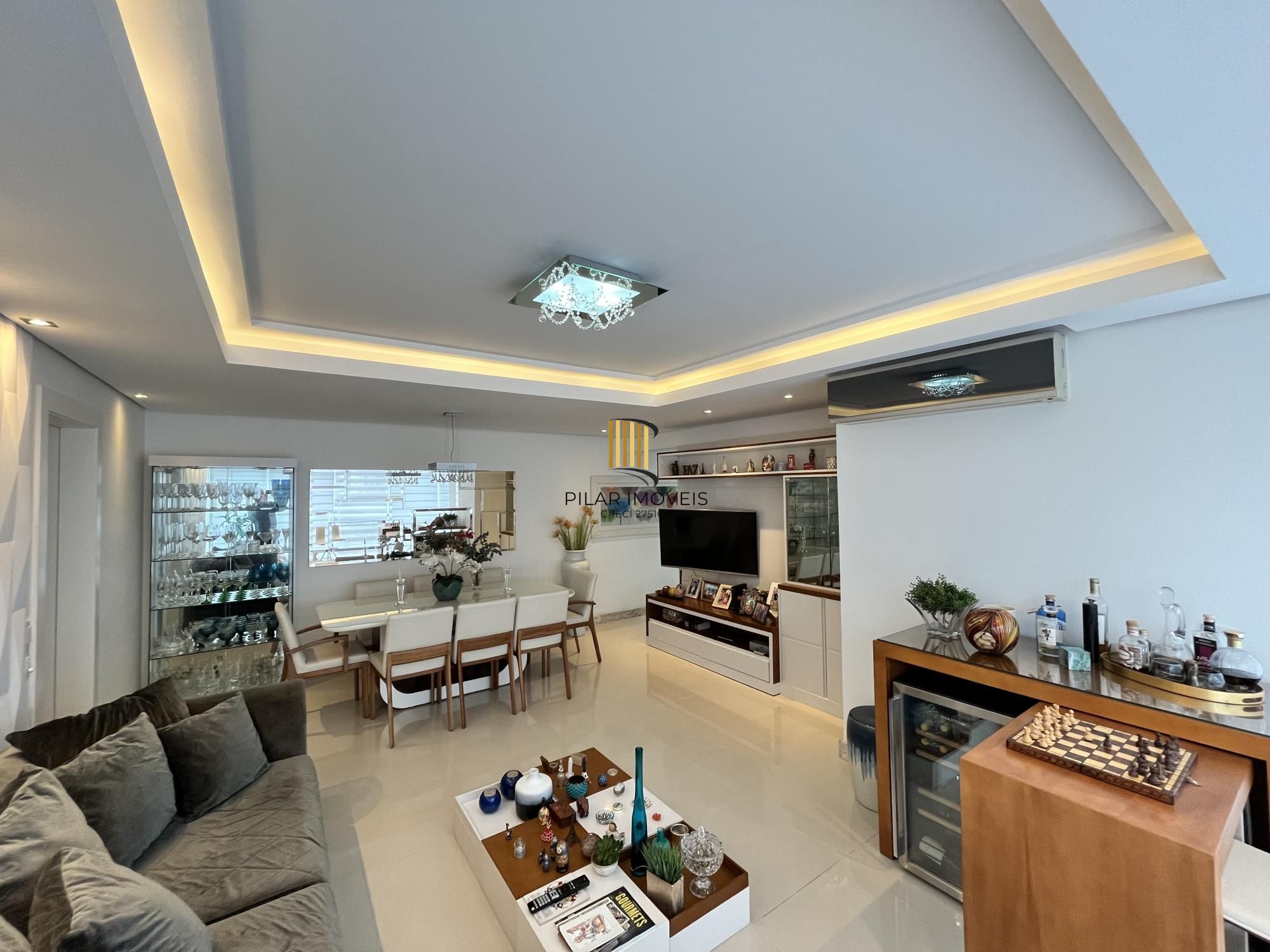 Excelente apartamento de 3 dormitórios, suíte, 2 vagas, no Bairro Boa Vista.