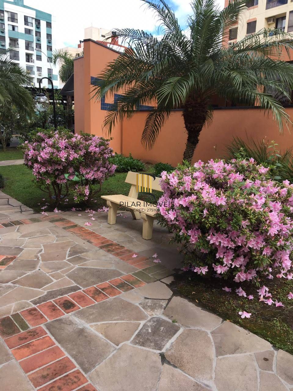 Apartamento de 2 quartos e 1 vaga de garagem no bairro Morro Santana em POA/RS