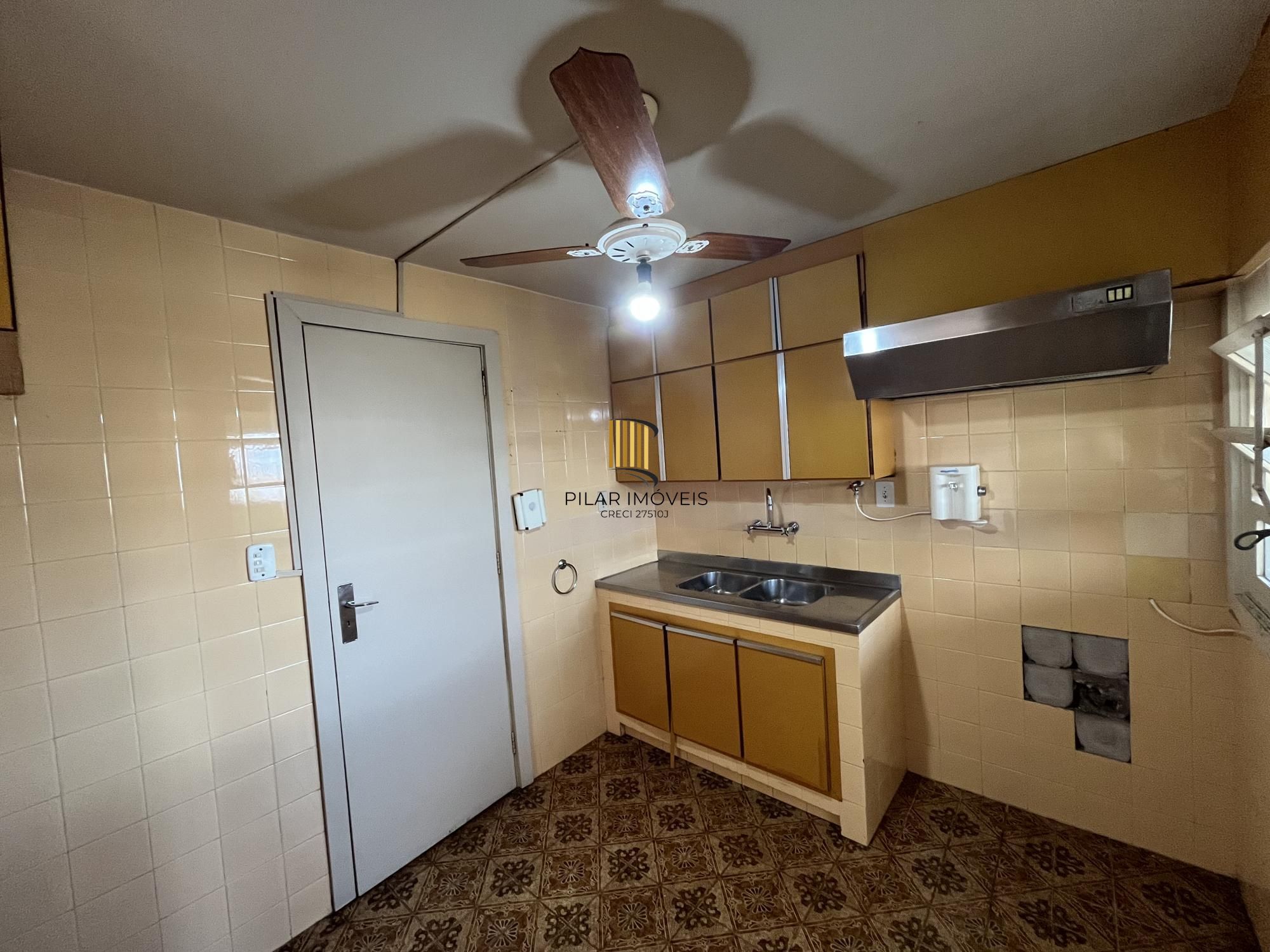 Apartamento de 3 quartos, suíte, lavabo e 2 vagas de garagem bairro Rio Branco