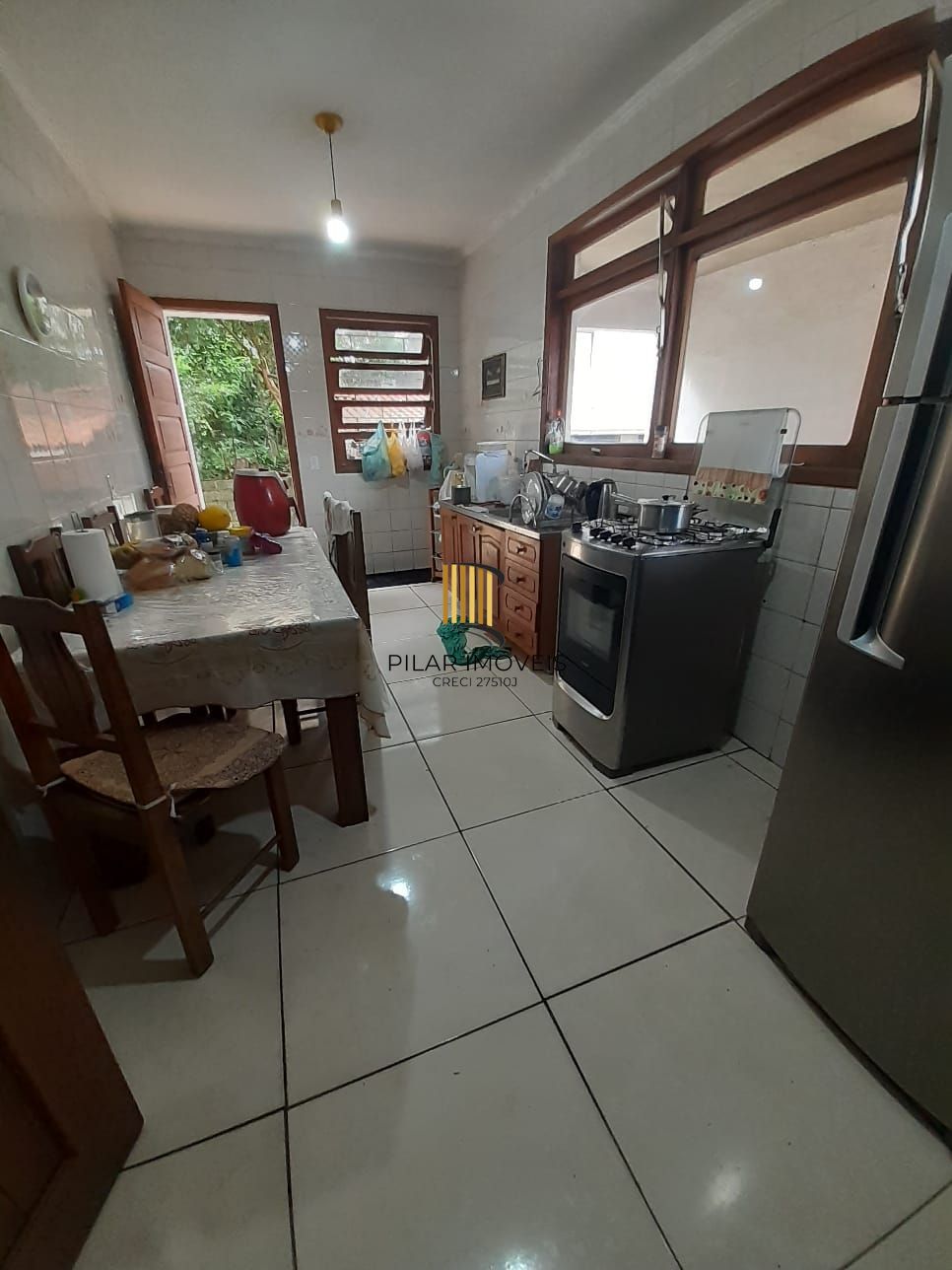 Casa Residencial Semimobiliada à Venda em Porto Alegre, RS