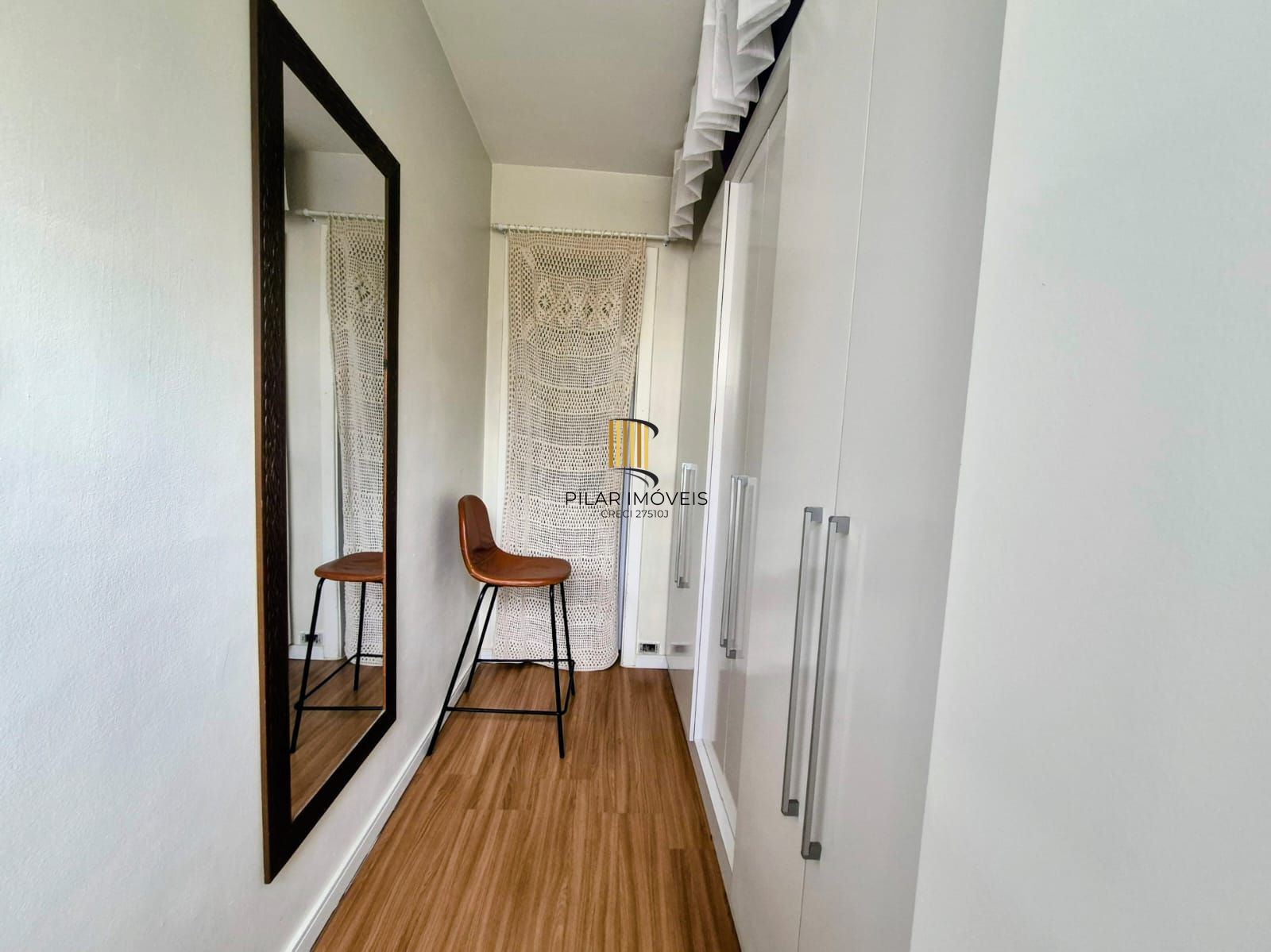 Apartamento de dois dormitórios e uma vaga de garagem no bairro Santana