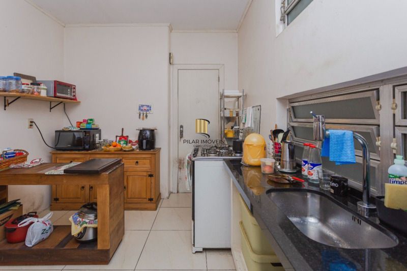 Apartamento de 3 quartos, suíte e 1 vaga de garagem no bairro Moinhos de Vento