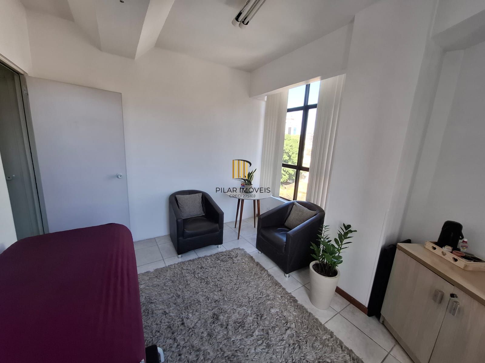 Sala comercial a venda no bairro Higienópolis em Porto Alegre