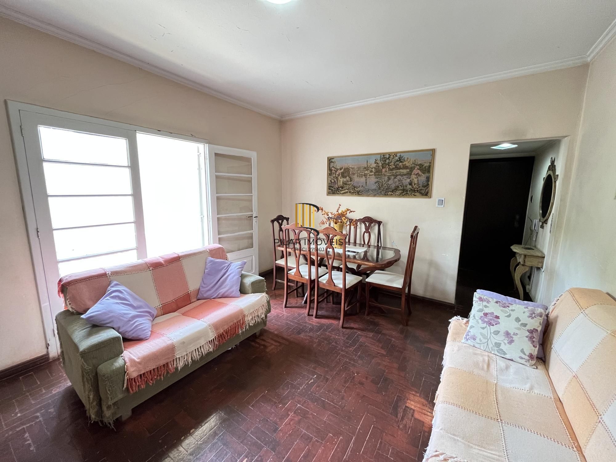 Apartamento de 3 quartos com dependência de empregada bairro Moinhos de Vento