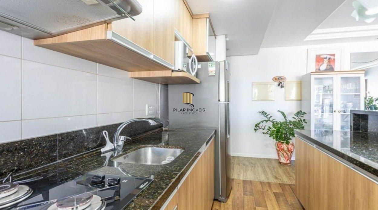 Apartamento de três quartos, suíte e uma vaga de garagem no bairro Santana
