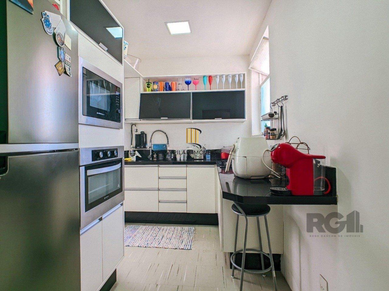 Apartamento 2 dormitórios no bairro Cidade Baixa