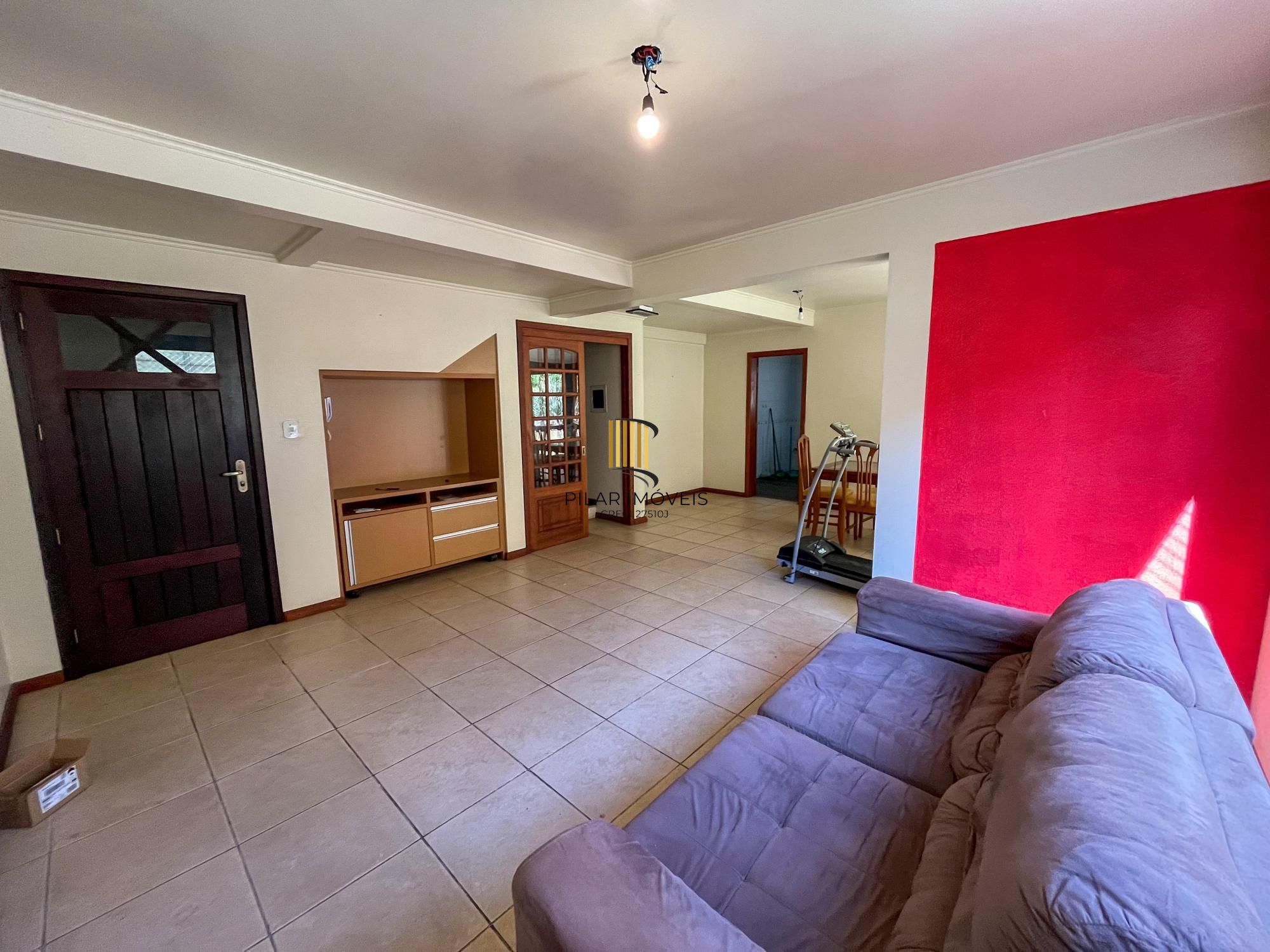 Casa de 3 dormitórios e 1 suíte no bairro Menino Deus em Porto Alegre