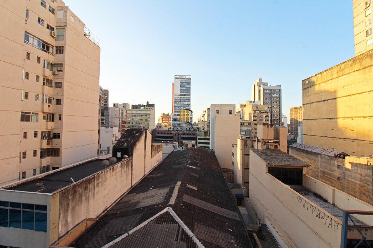 Apartamento de 3 dormitórios e 1 suíte no Centro Histórico de Porto Alegre