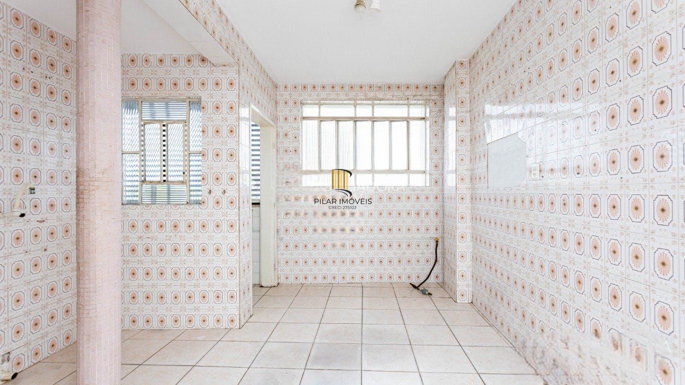 Apartamento de 2 quartos no bairro São Geraldo em Porto Alegre