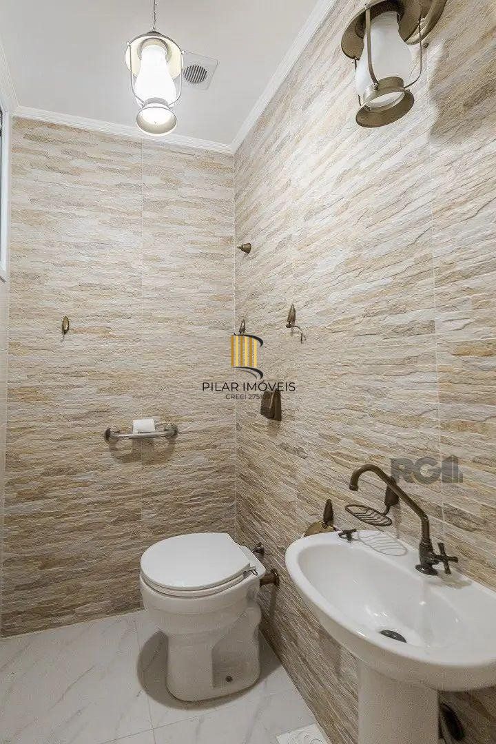 Apartamento 4 dormitorios vaga e elevador Centro Histórico Porto Alegre