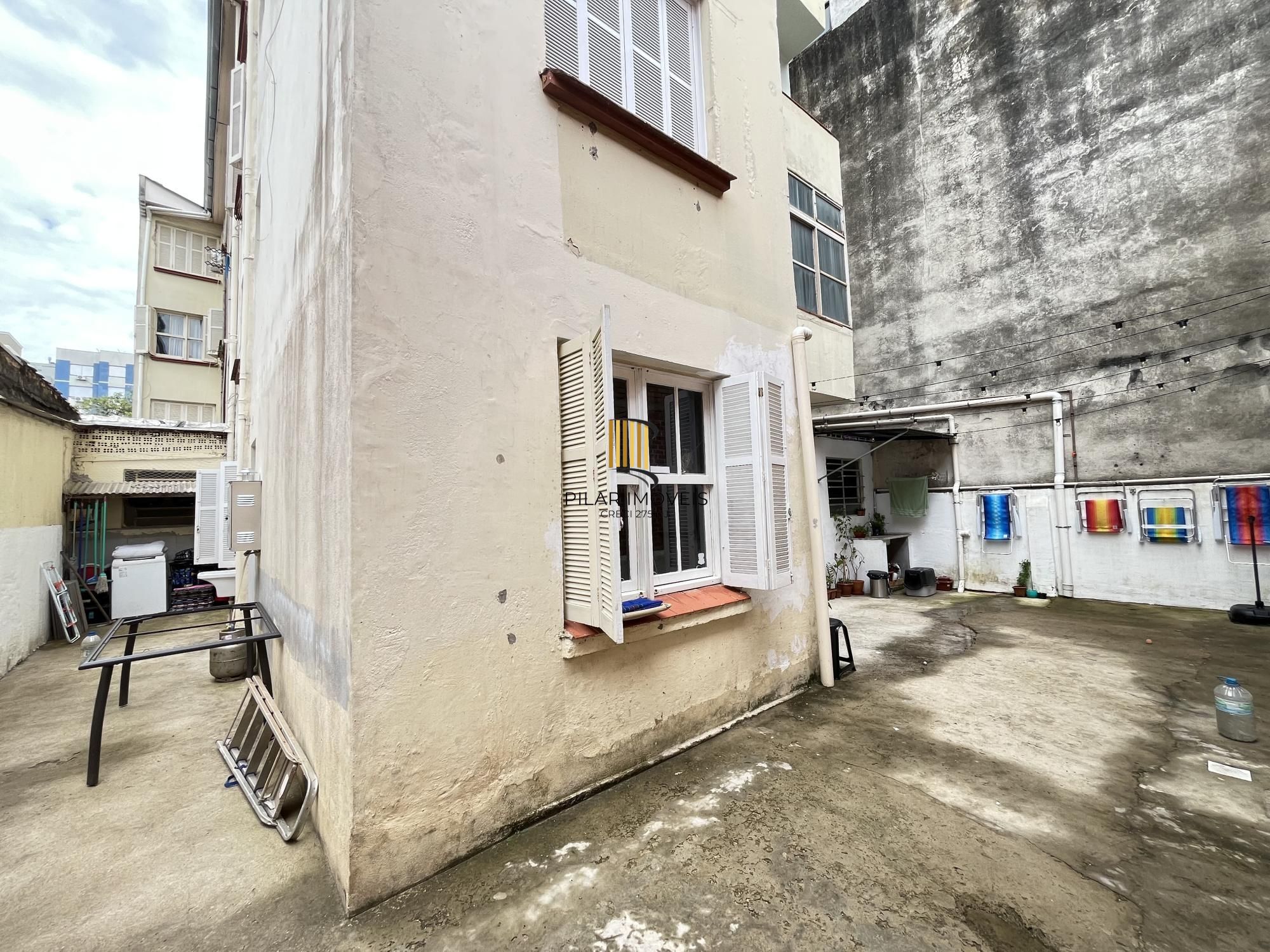 Apartamento de 2 quartos no bairro Menino Deus em Porto Alegre