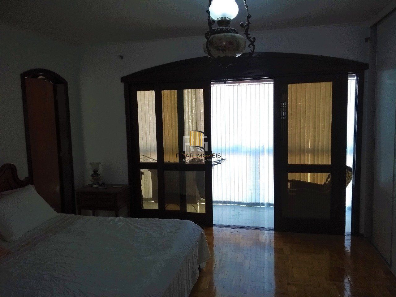 Casa para Venda - 175m², 4 dormitórios, sendo 2 suites, 2 vagas - Santa Cecília