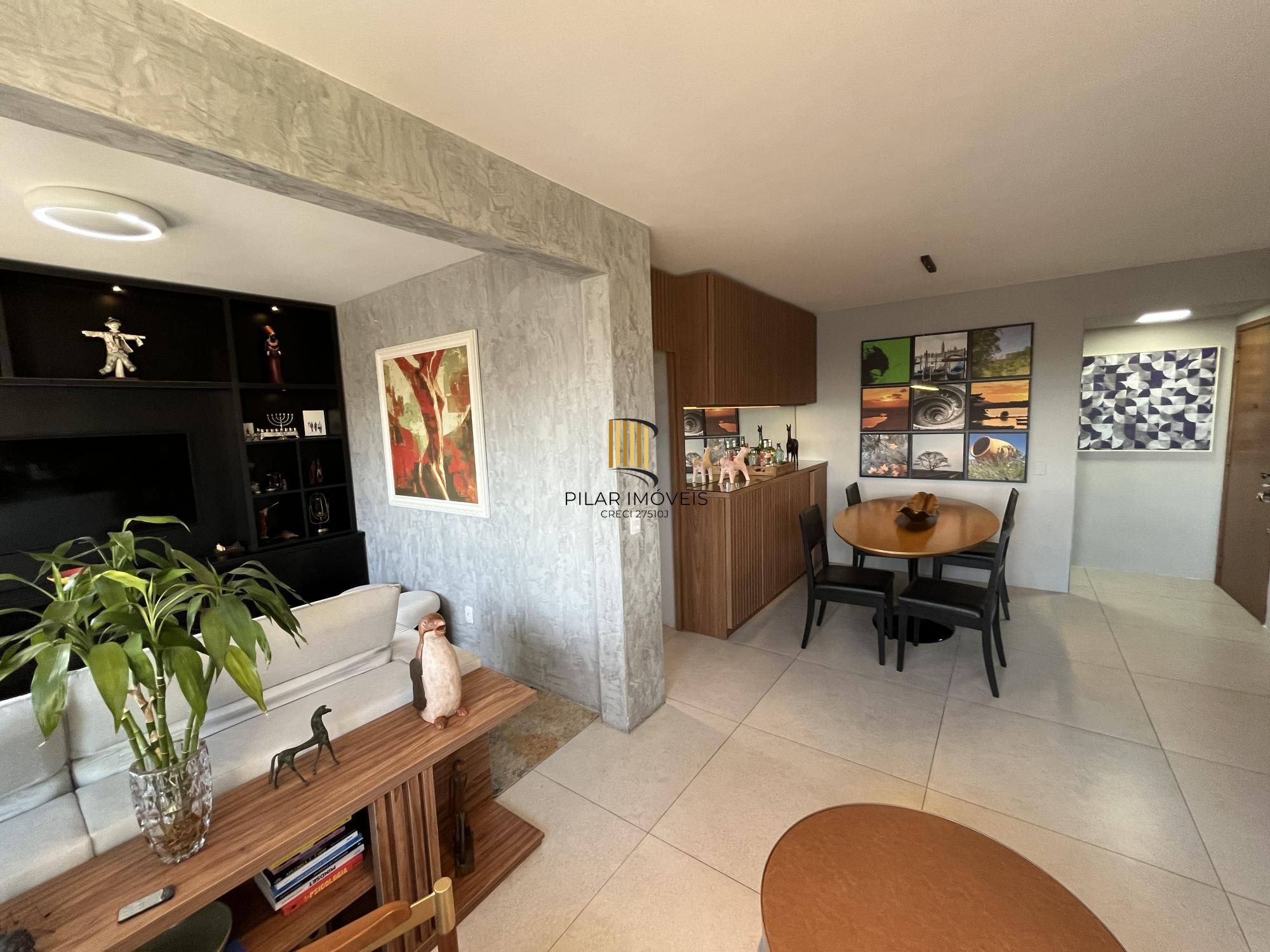 Apartamento de 2 quartos e 1 vaga de garagem no bairro Rio Branco Porto Alegre