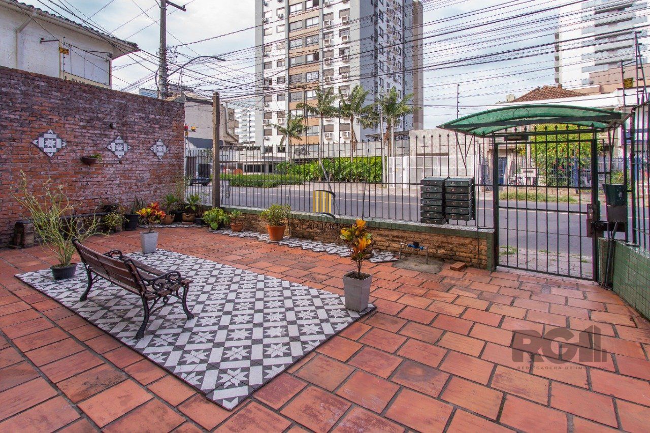 Apartamento 2 dormitórios no bairro Farroupilha