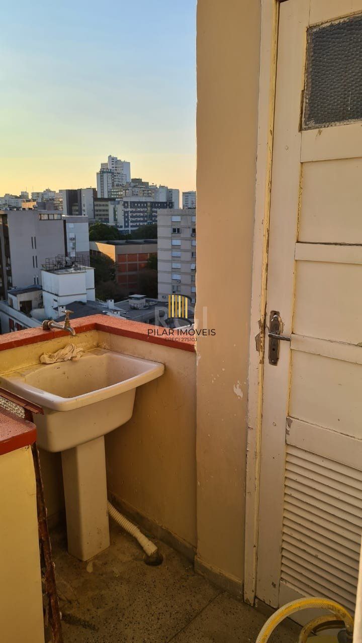 Apartamento para Venda - 80.24m², 3 dormitórios, sendo 1 suites, Bom Fim