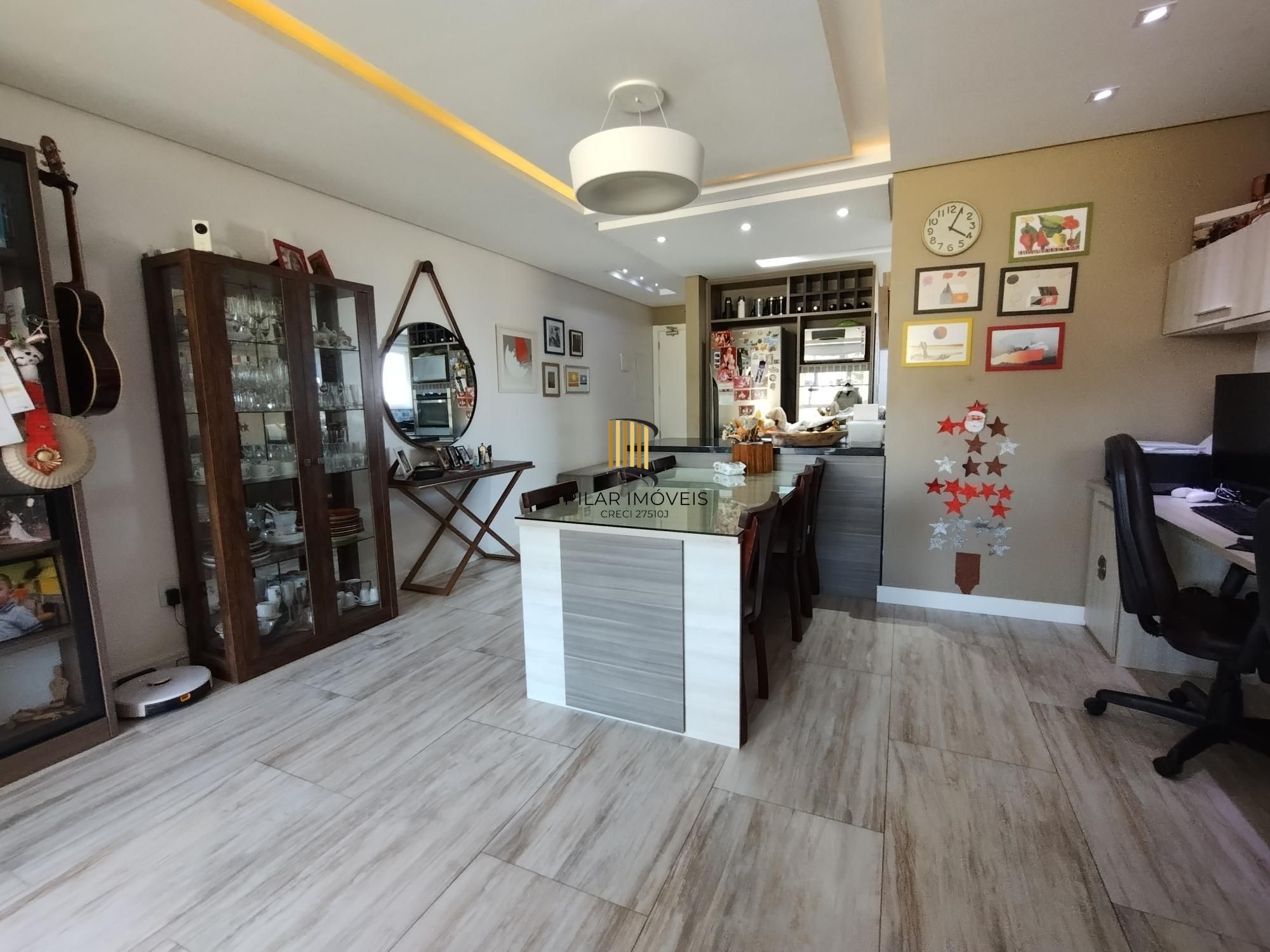 Apartamento 3 dormitórios no bairro Menino Deus