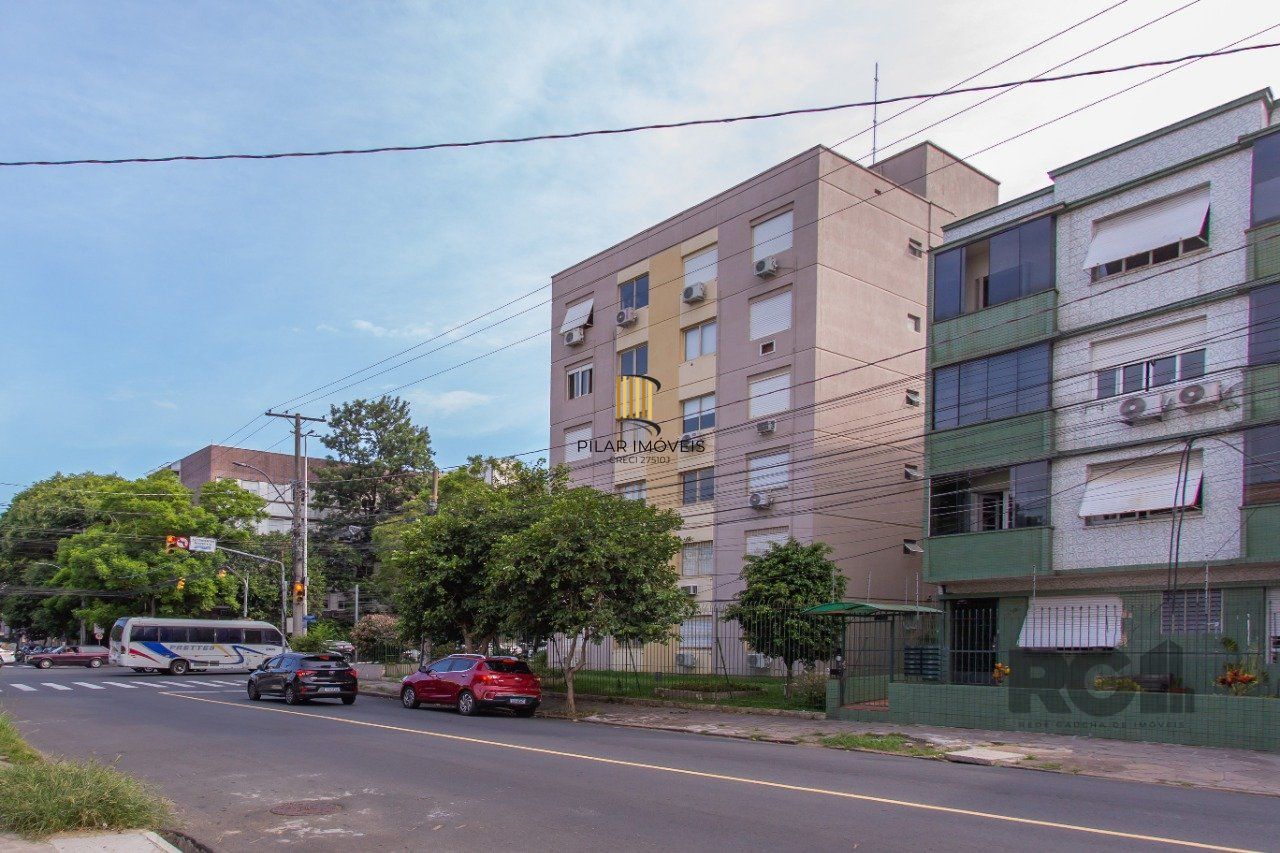 Apartamento 2 dormitórios no bairro Farroupilha