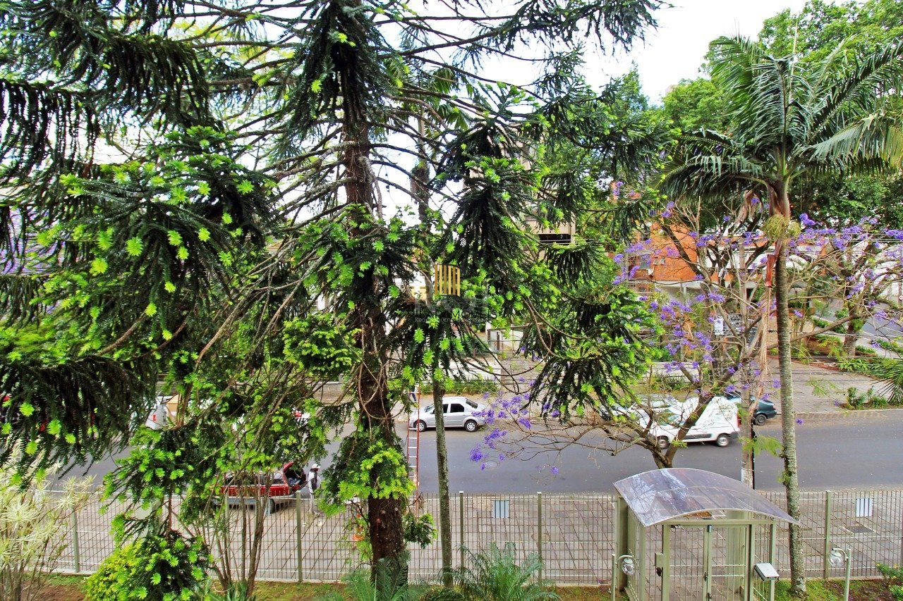 Apartamento para Venda - 245.75m², 3 dormitórios, sendo 1 suites, 2 vagas - Moinhos de Vento