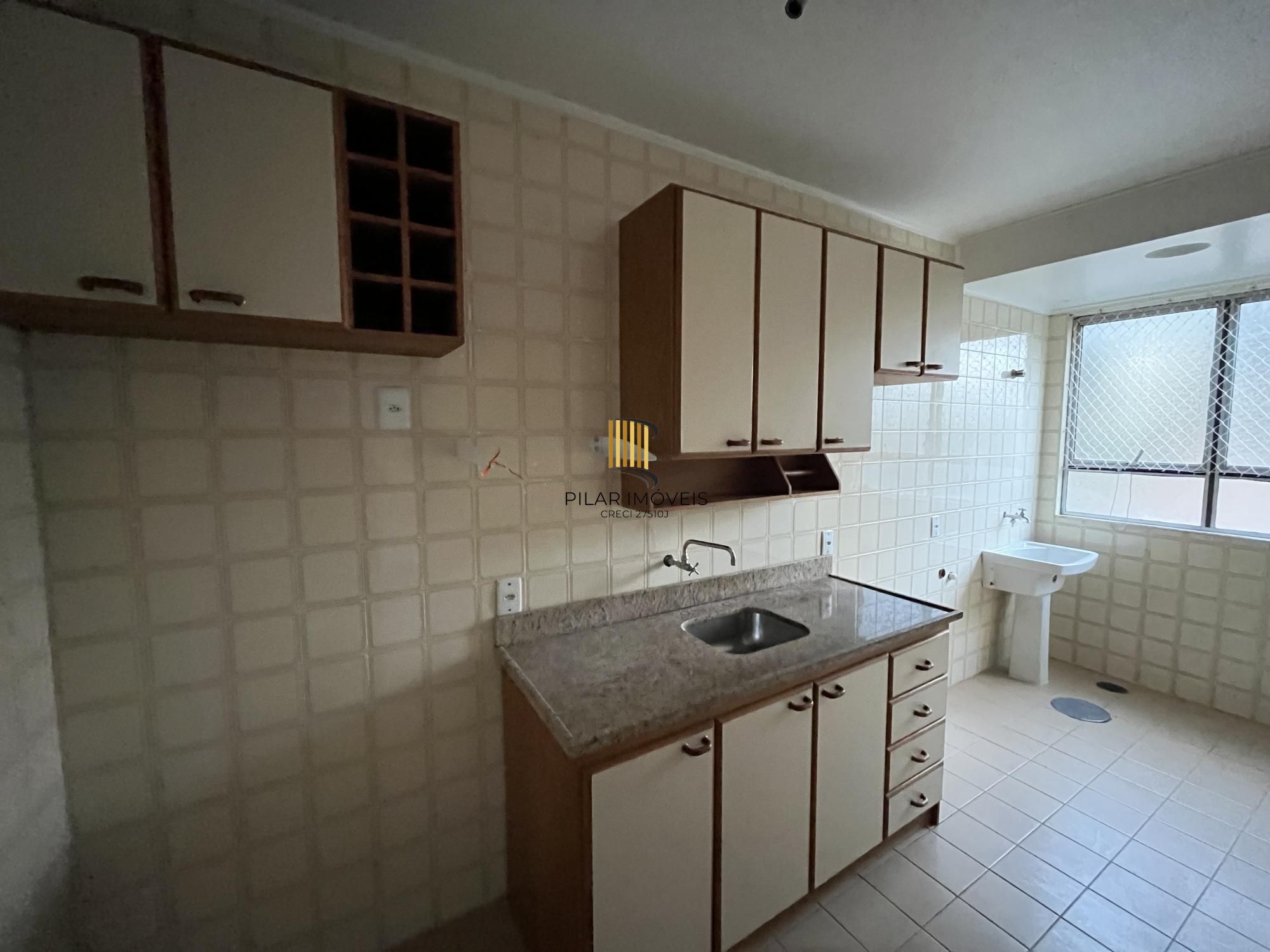 Apartamento de um quarto com uma vaga de garagem por convenção na Av. Ipiranga