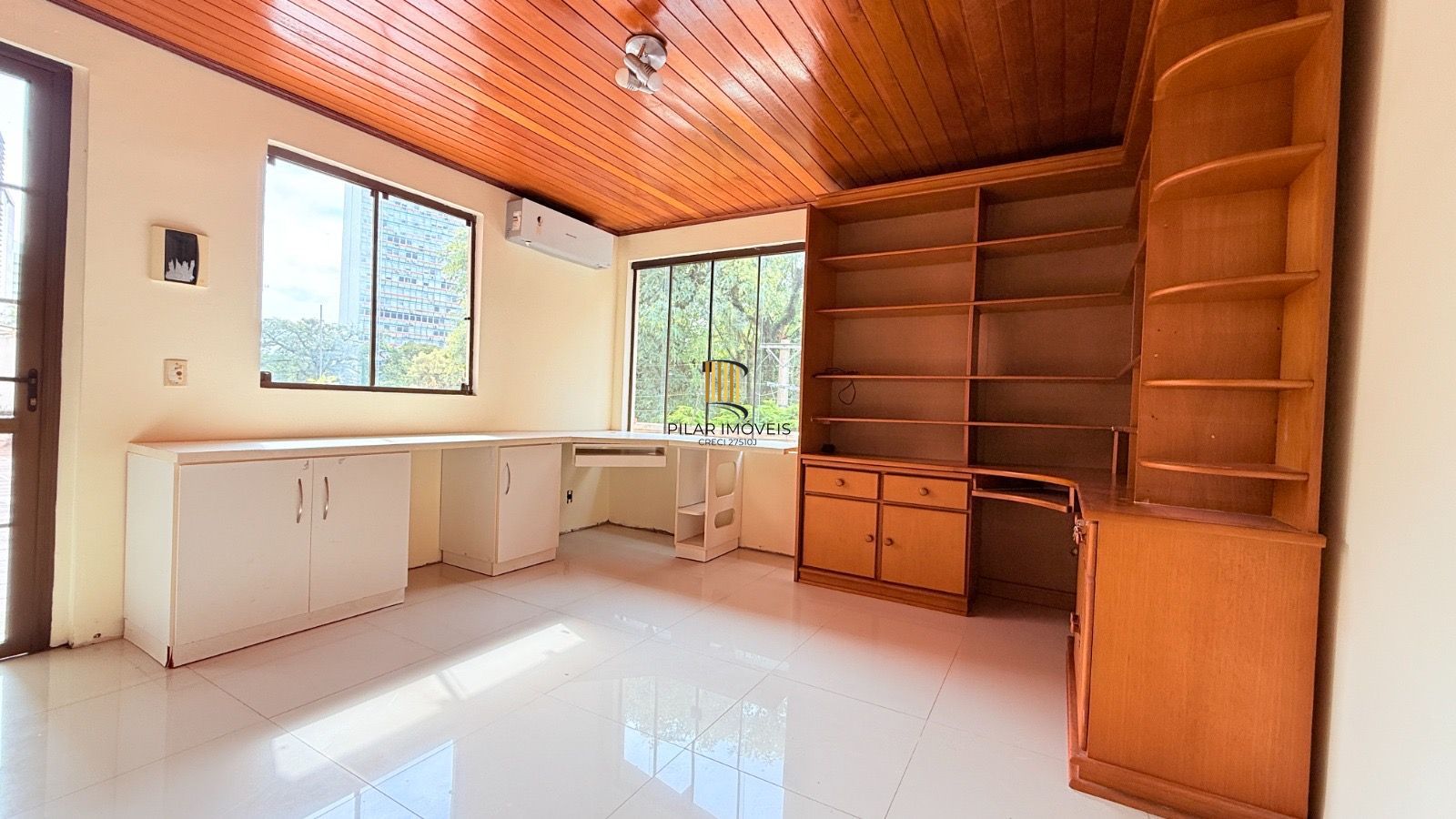 Apartamento de 2 quartos e 2 vagas de garagem no bairro Santana