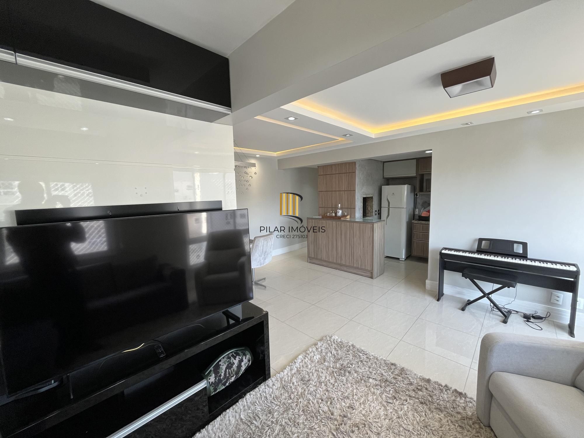 Apartamento de 3 quartos, suite e 2 vagas de garagem no bairro Jardim Carvalho