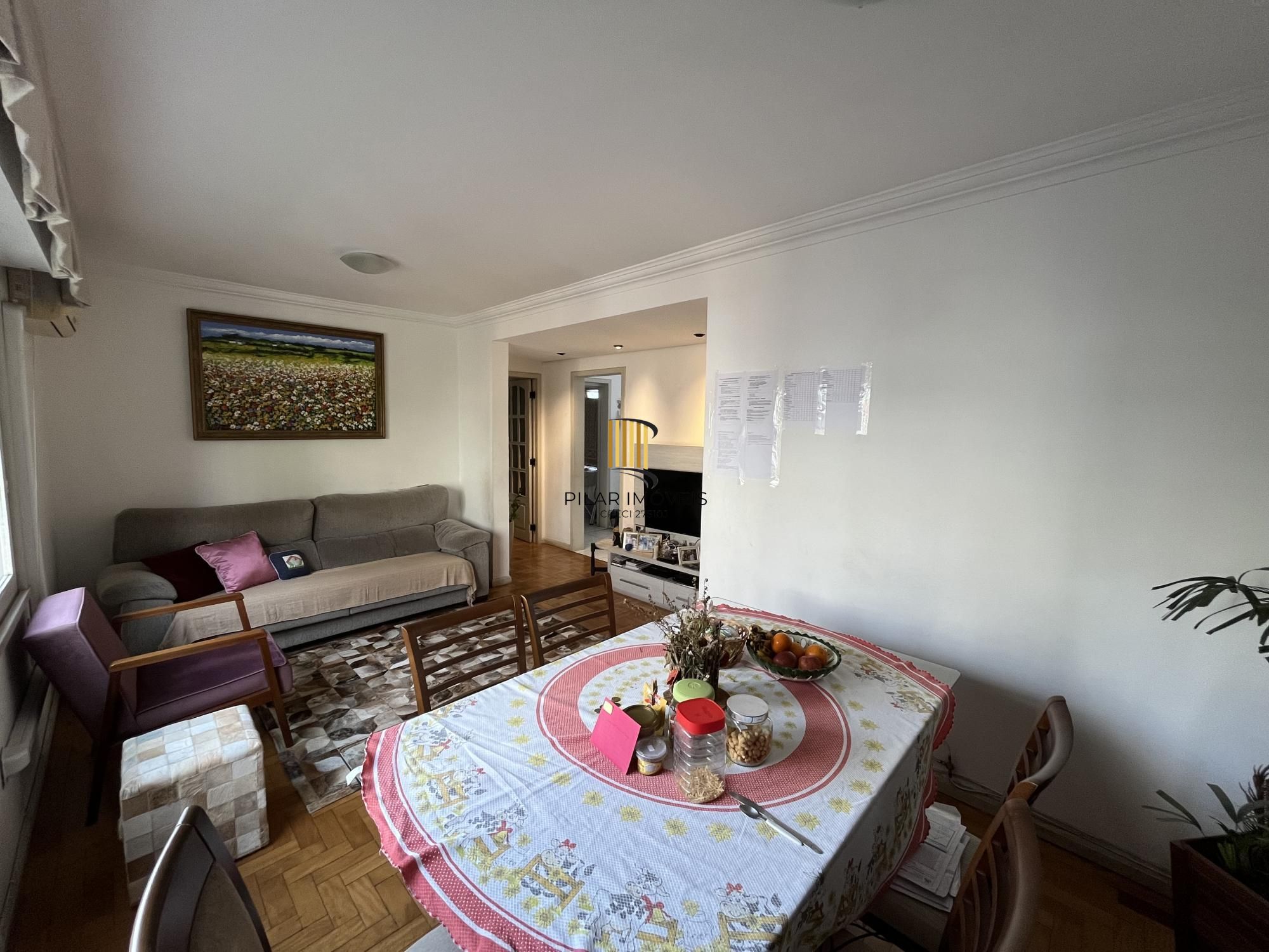 Apartamento de 3 quartos, suíte e 1 vaga de garagem no bairro Petrópolis em POA