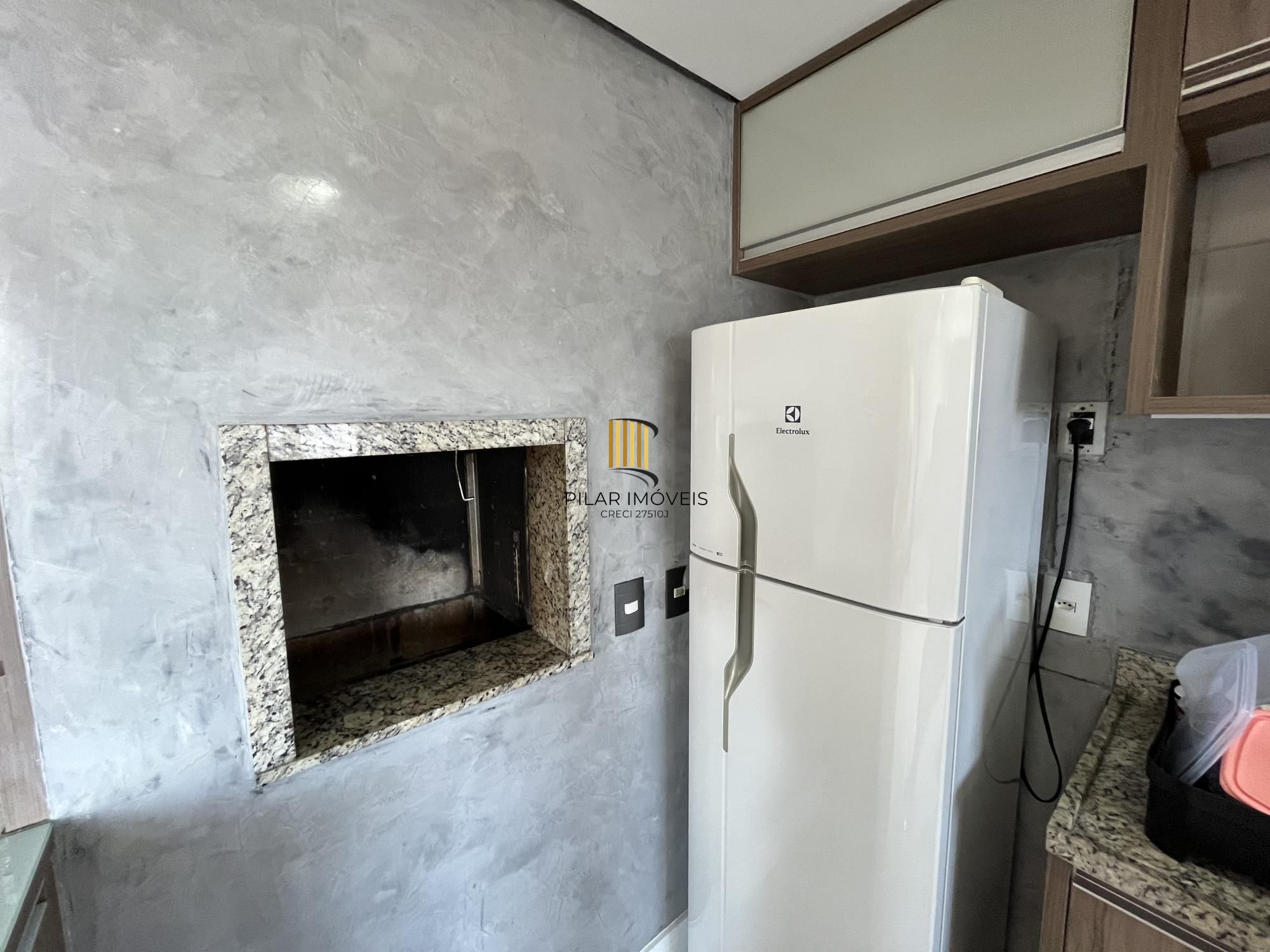 Apartamento de 3 quartos, suite e 2 vagas de garagem no bairro Jardim Carvalho