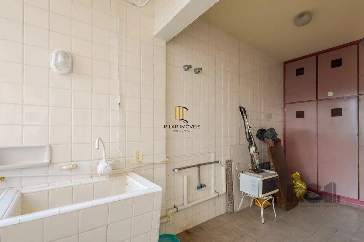 Apartamento 4 dormitorios vaga e elevador Centro Histórico Porto Alegre