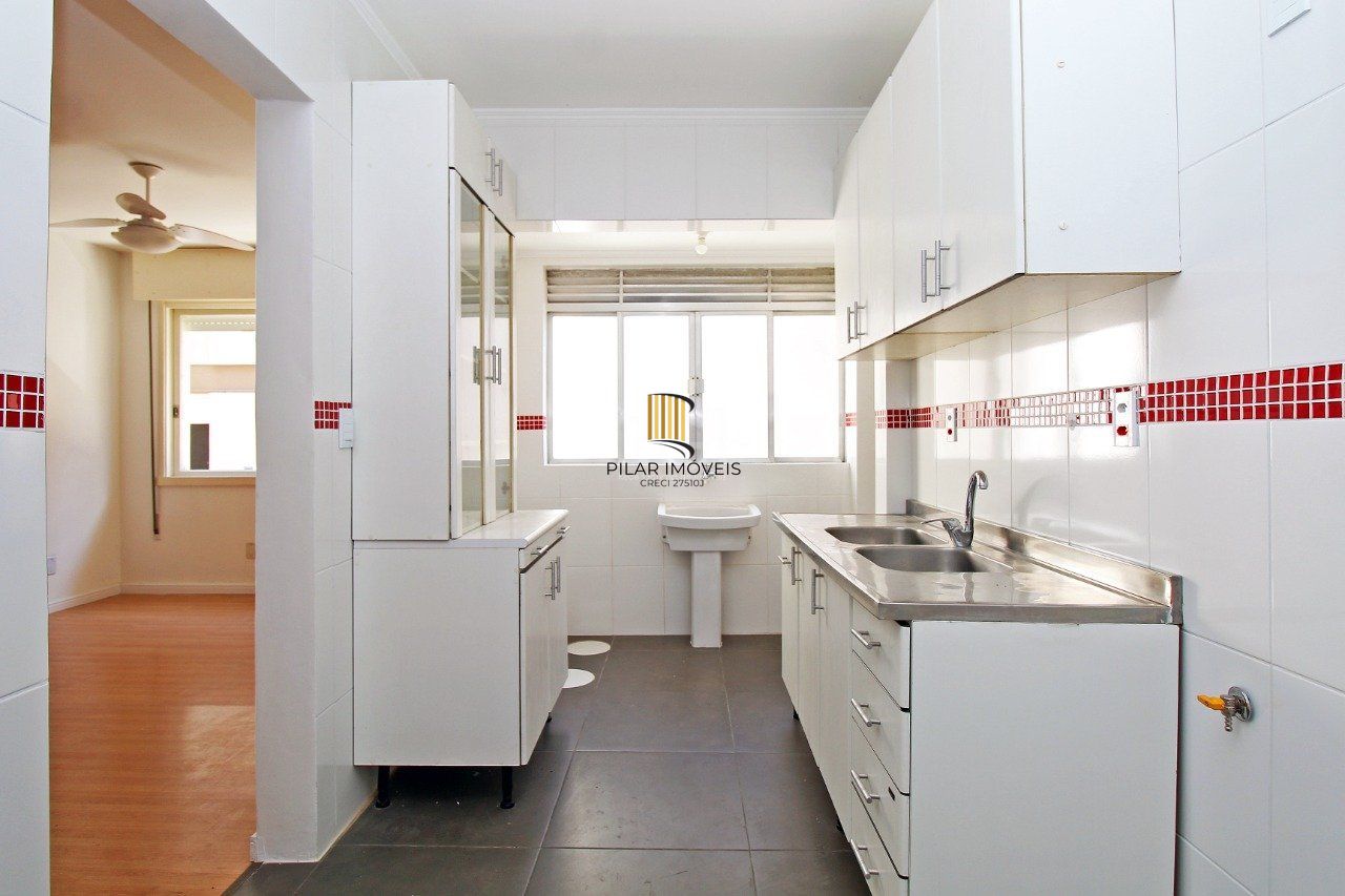 Apartamento de 3 quartos, suíte e 1 vaga de garagem no bairro Petrópolis