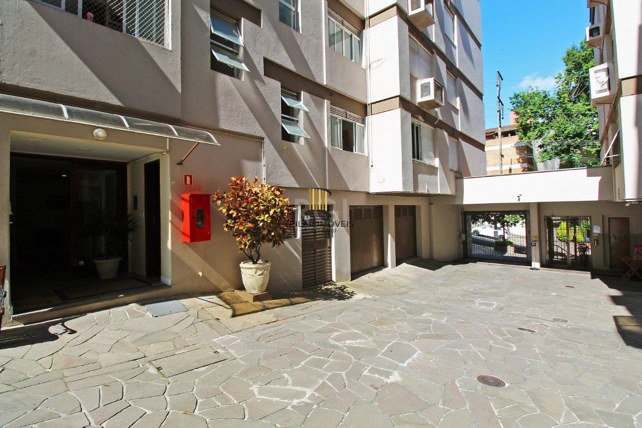 Apartamento de 3 quartos, suíte e 1 vaga de garagem no bairro Petrópolis