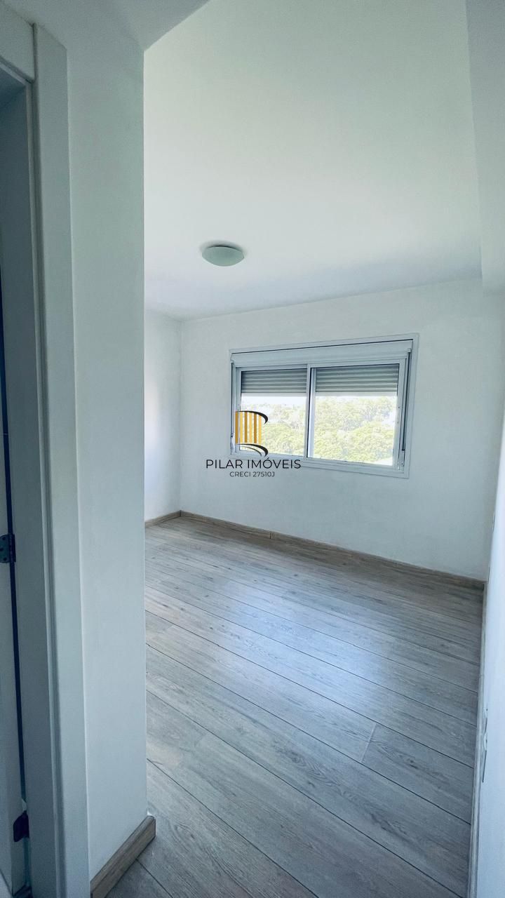 Apartamento de 3 quartos, suíte e 2 vagas de garagem no bairro Jardim Carvalho