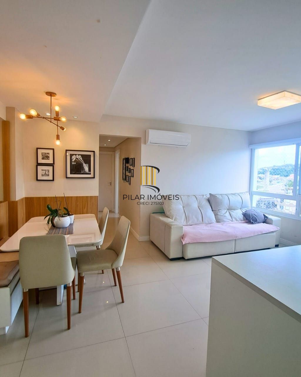 Apartamento Mobiliado com 2 Quartos e Vista Panorâmica em Porto Alegre