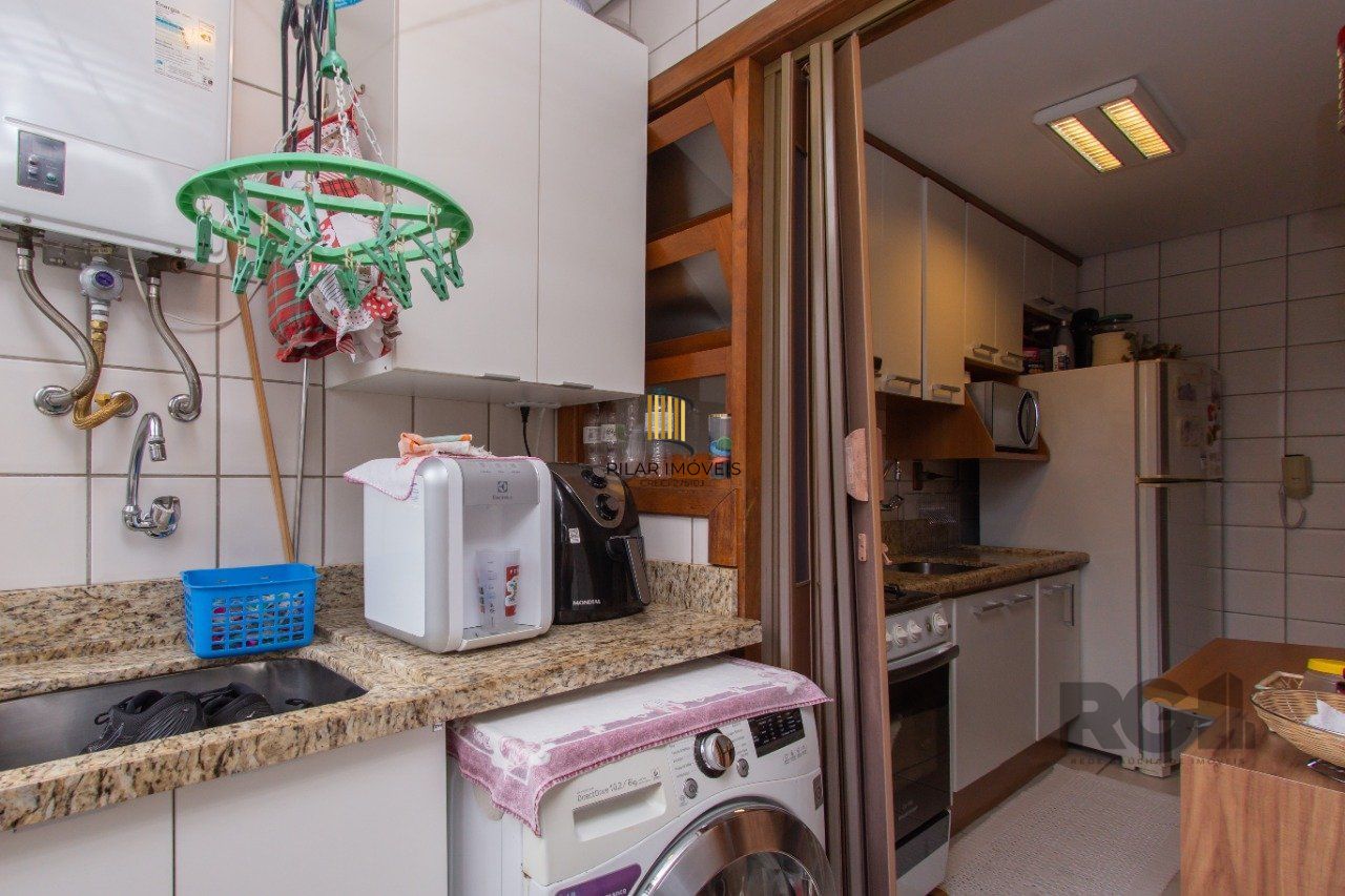 Apartamento para Venda - 73.28m², 3 dormitórios, suíte e 1 vaga - Menino Deus