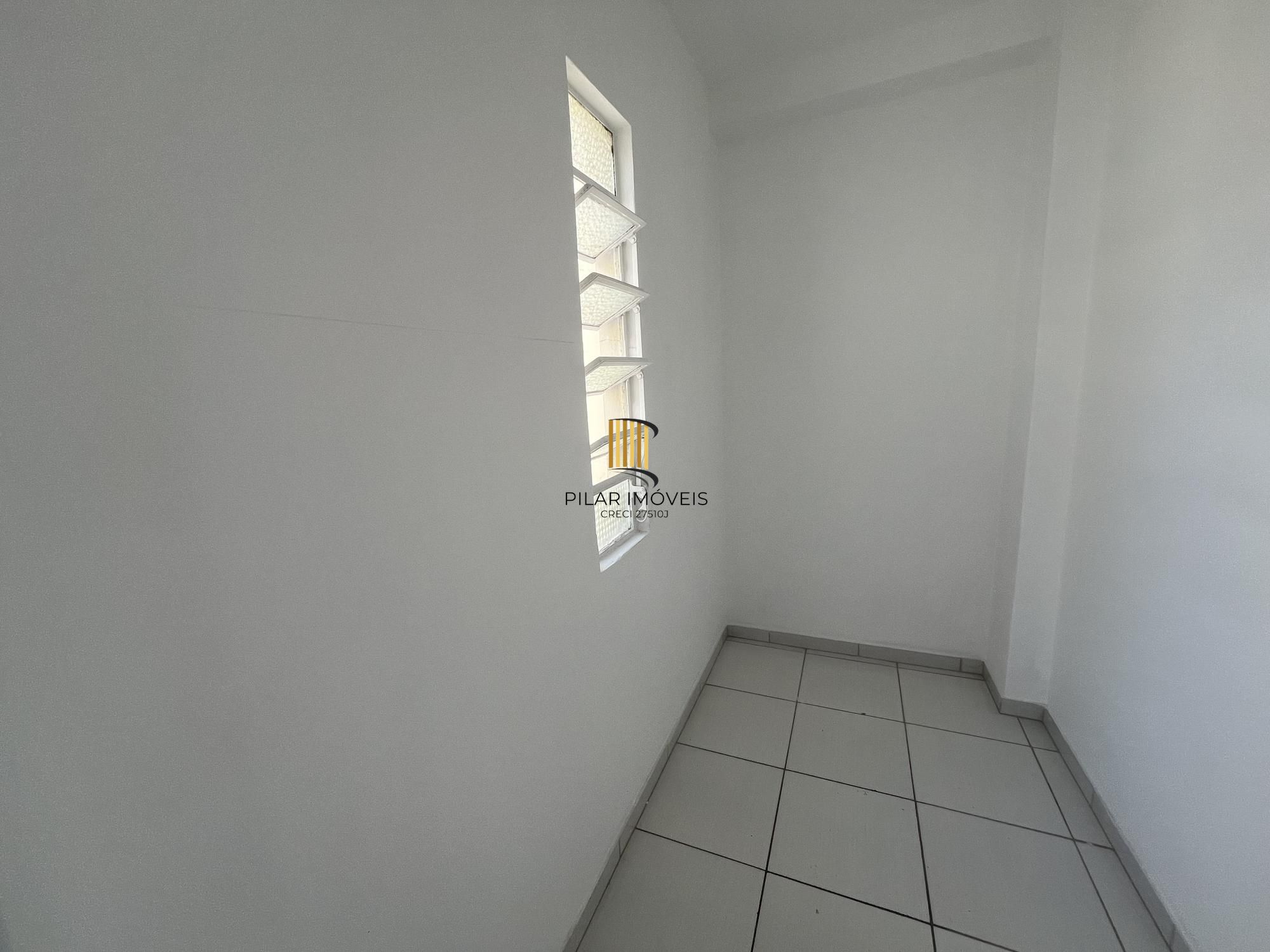 Reformado! Apartamento de 2 quartos no centro de Porto Alegre