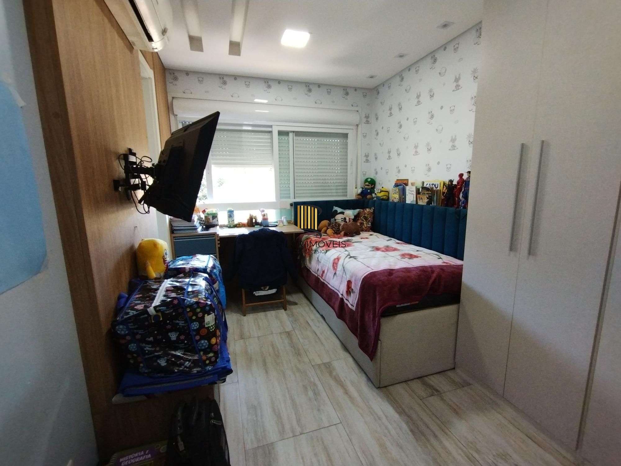 Apartamento 3 dormitórios no bairro Menino Deus