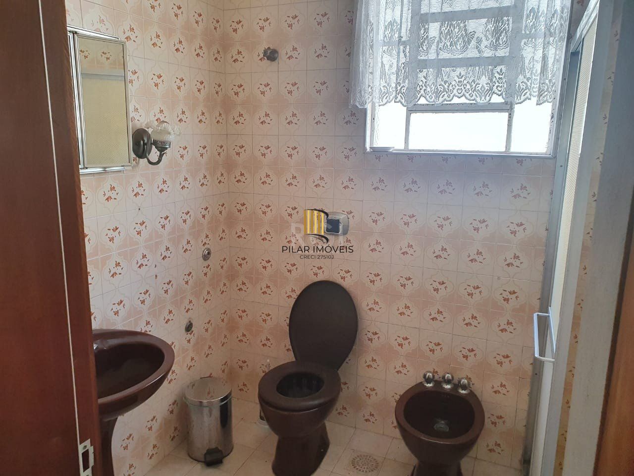 Casa para Venda - 100m², 3 dormitórios, 1 vaga - Navegantes