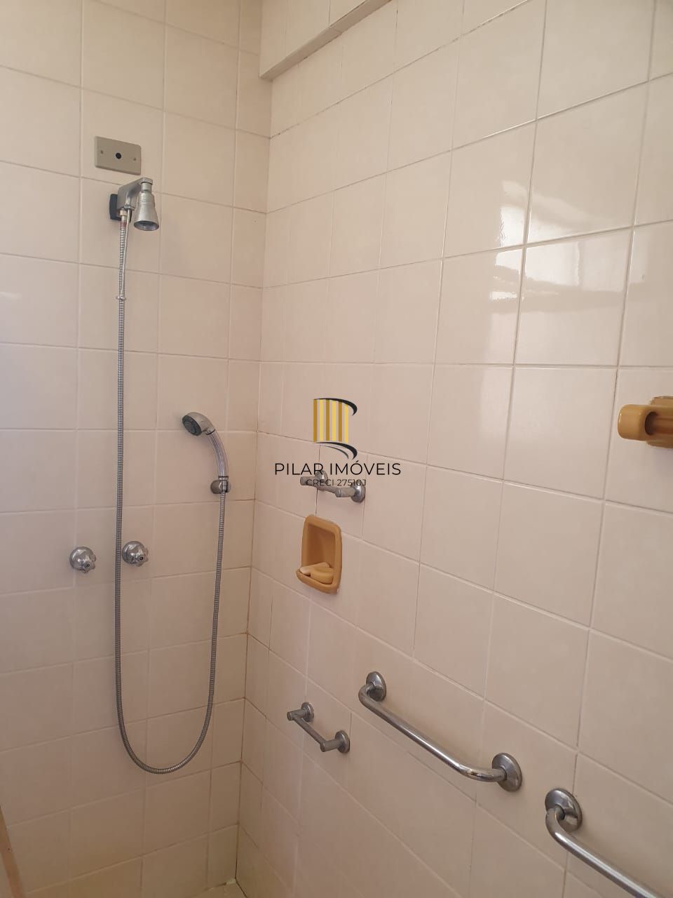 Apartamento de 3 quartos no bairro Independência em Porto Alegre