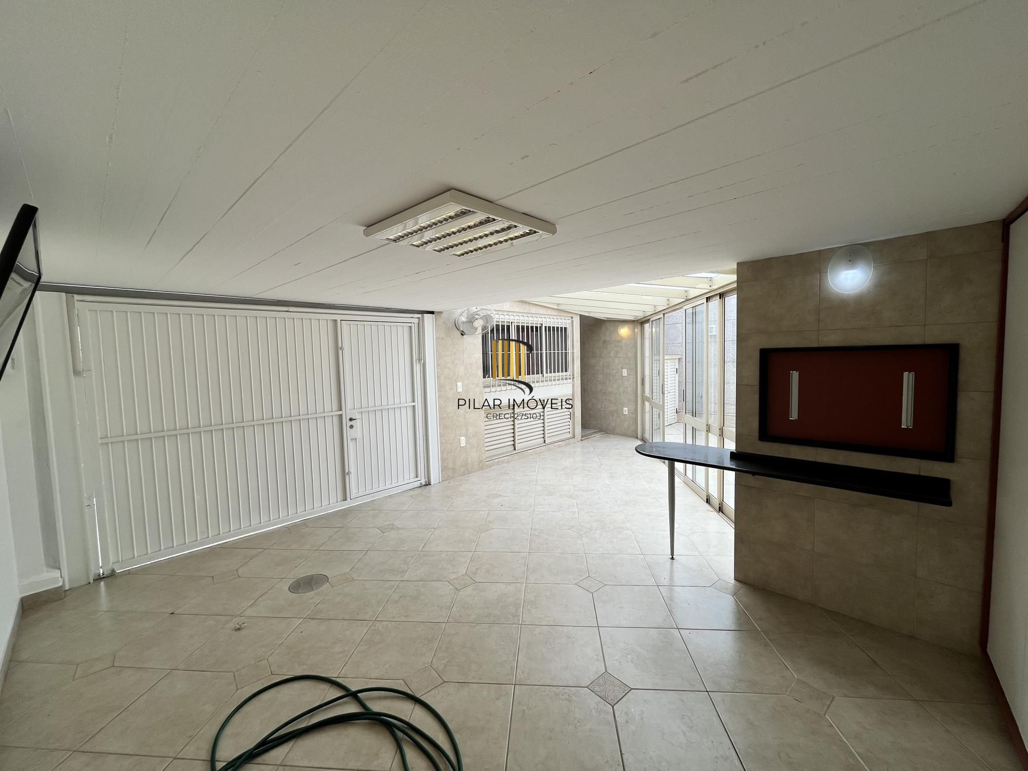 Casa para Venda - 160m², 3 dormitórios, sendo 1 suites, Jardim Botânico