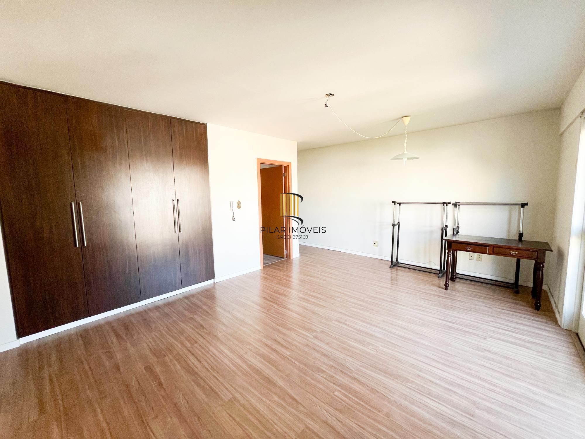 Apartamento de 3 quartos, suíte, dependência de emprega e 1 vaga de garagem