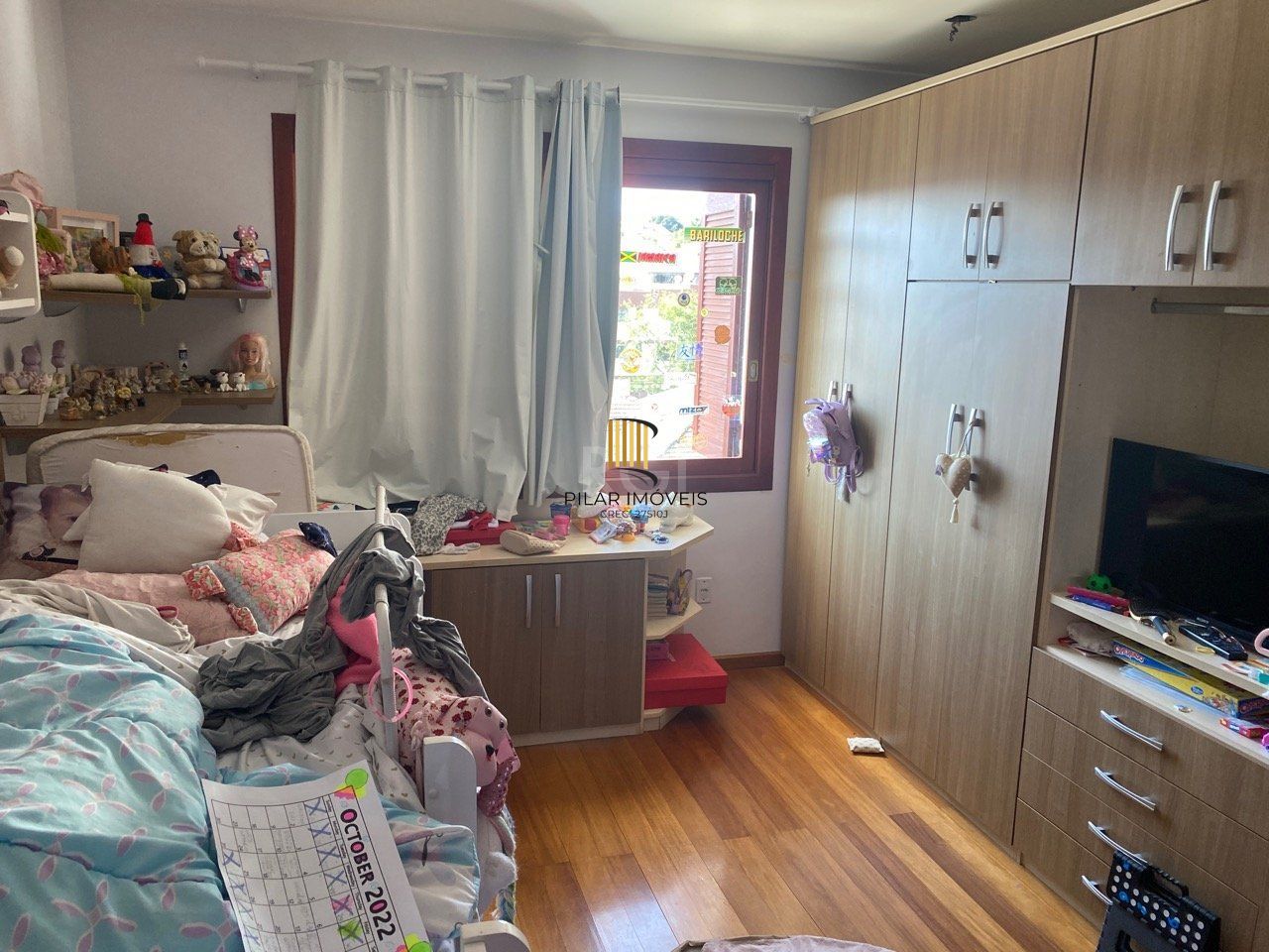 Casa para Venda - 378m², 4 dormitórios, sendo 1 suites, 2 vagas - Chácara das Pedras