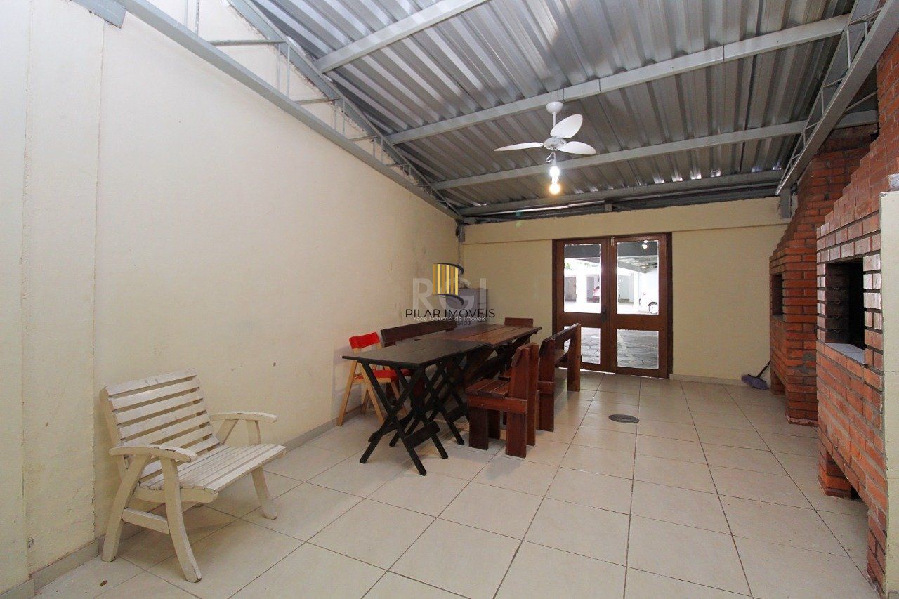 Apartamento para Venda - 100m², 2 dormitórios, 1 vaga - Menino Deus