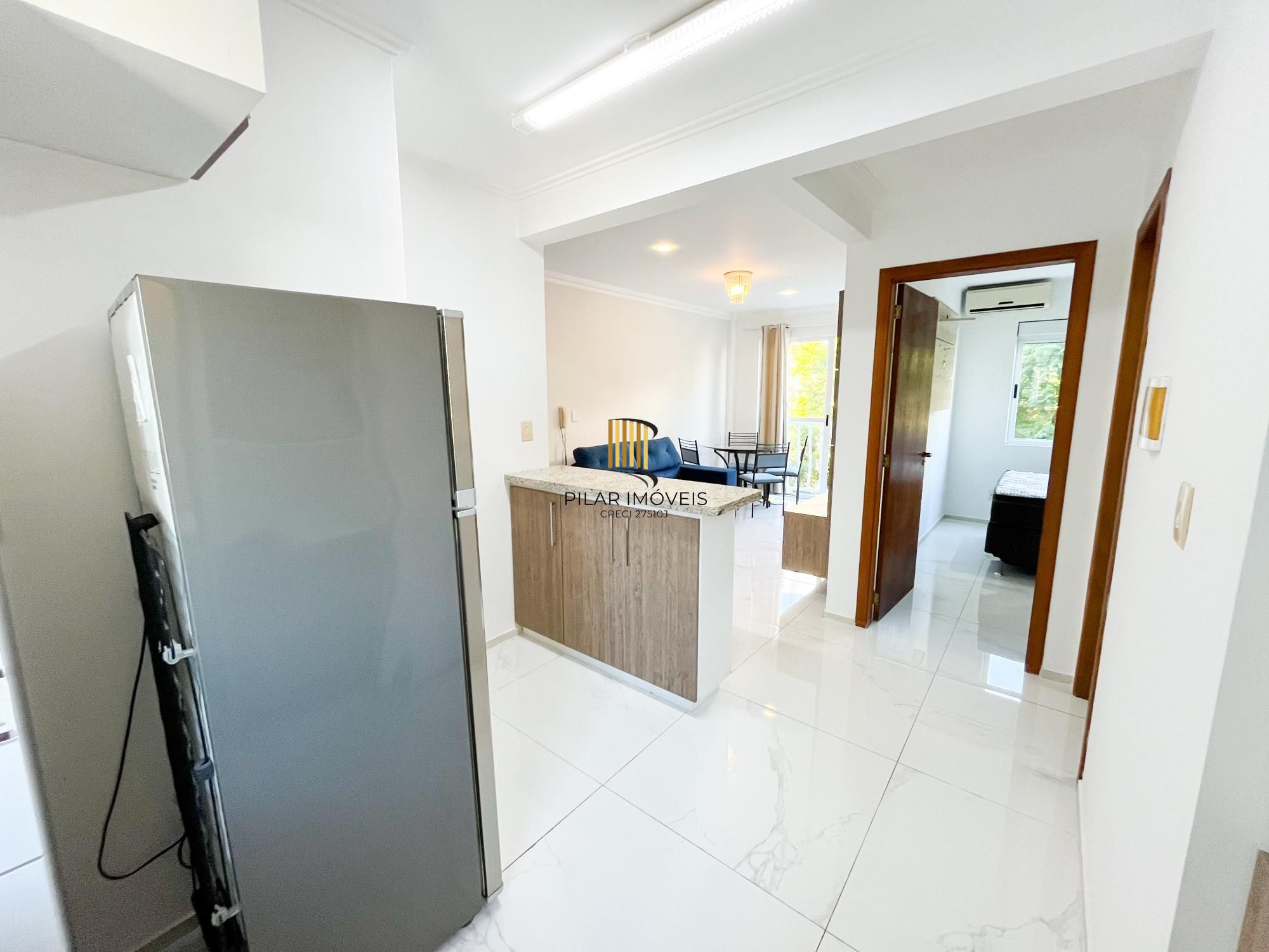 Apartamento de 1 quarto, churrasqueira e 1 vaga de garagem no bairro Petrópolis