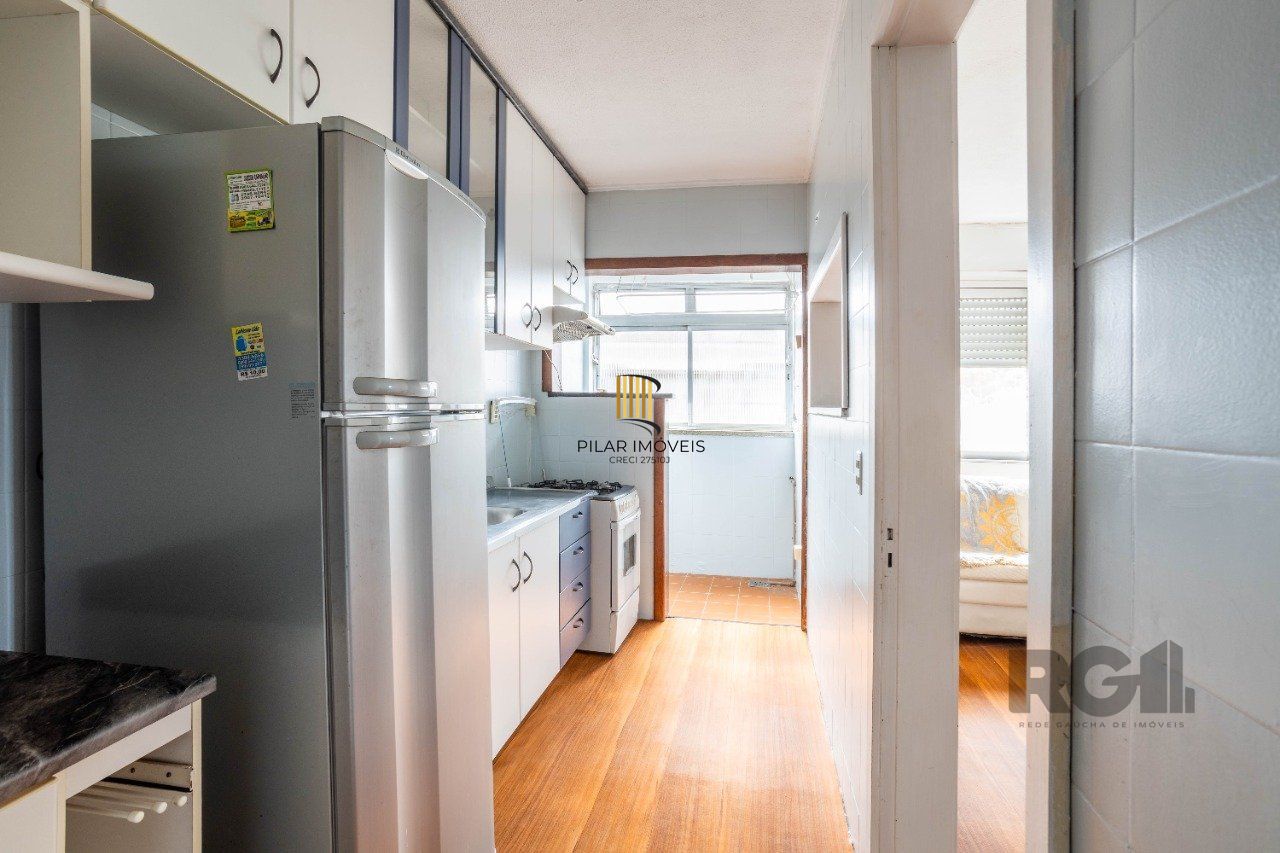 Apartamento 2 dormitórios vaga garagem escriturada mobiliado bairro Petrópolis