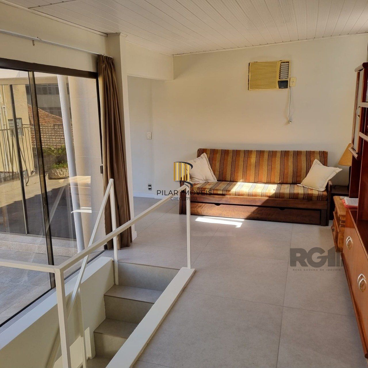 Apartamento de um quarto no bairro Santana em Porto Alegre.