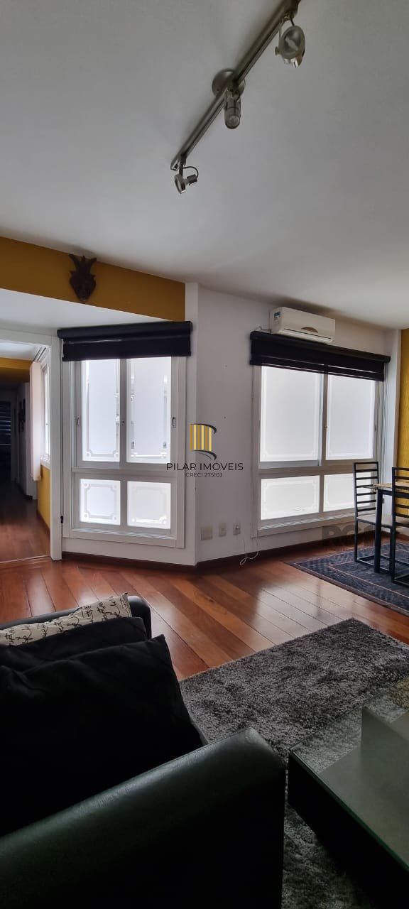 Apartamento de dois quartos e uma vaga de garagem no bairro Independência em Porto Alegre